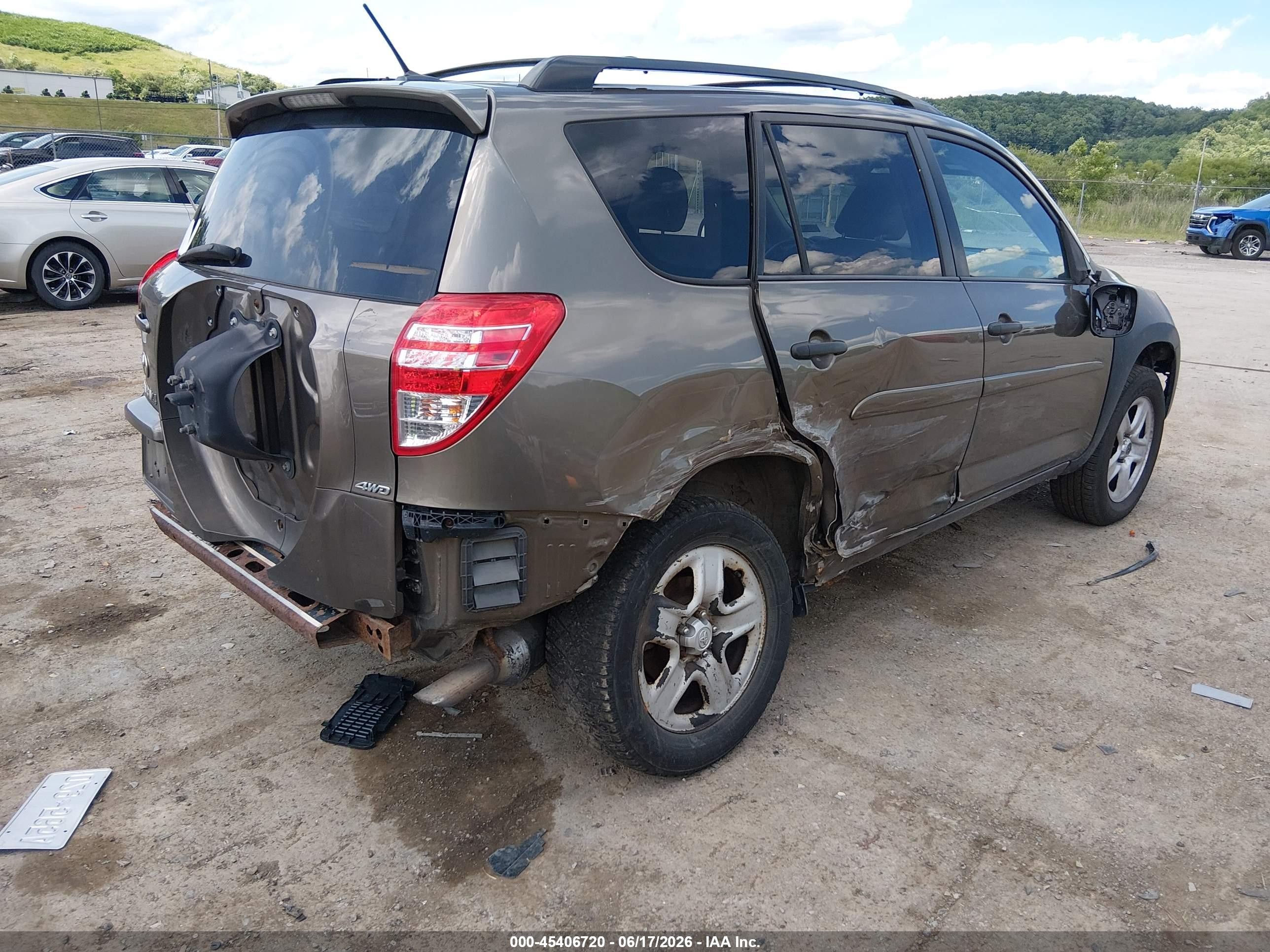 2010 Toyota Rav4   Gray vin: 2T3BF4DV3AW073445