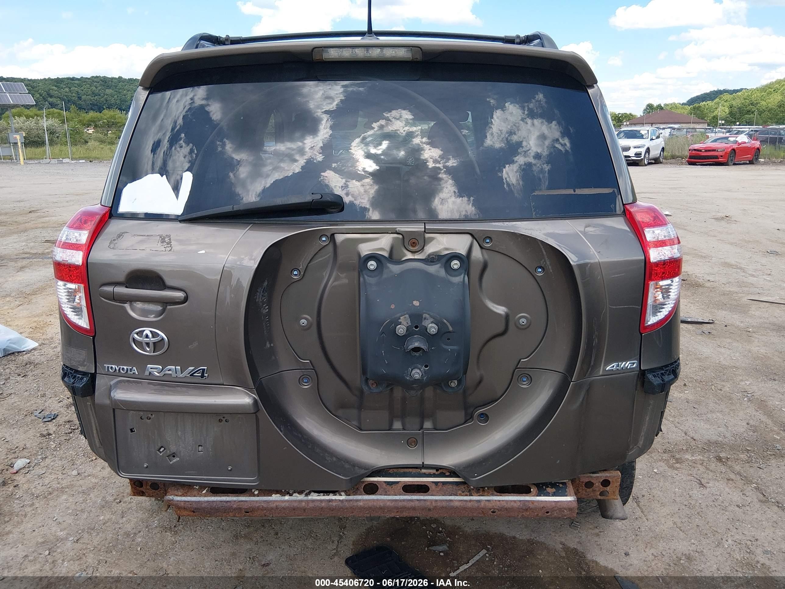 2010 Toyota Rav4   Gray vin: 2T3BF4DV3AW073445