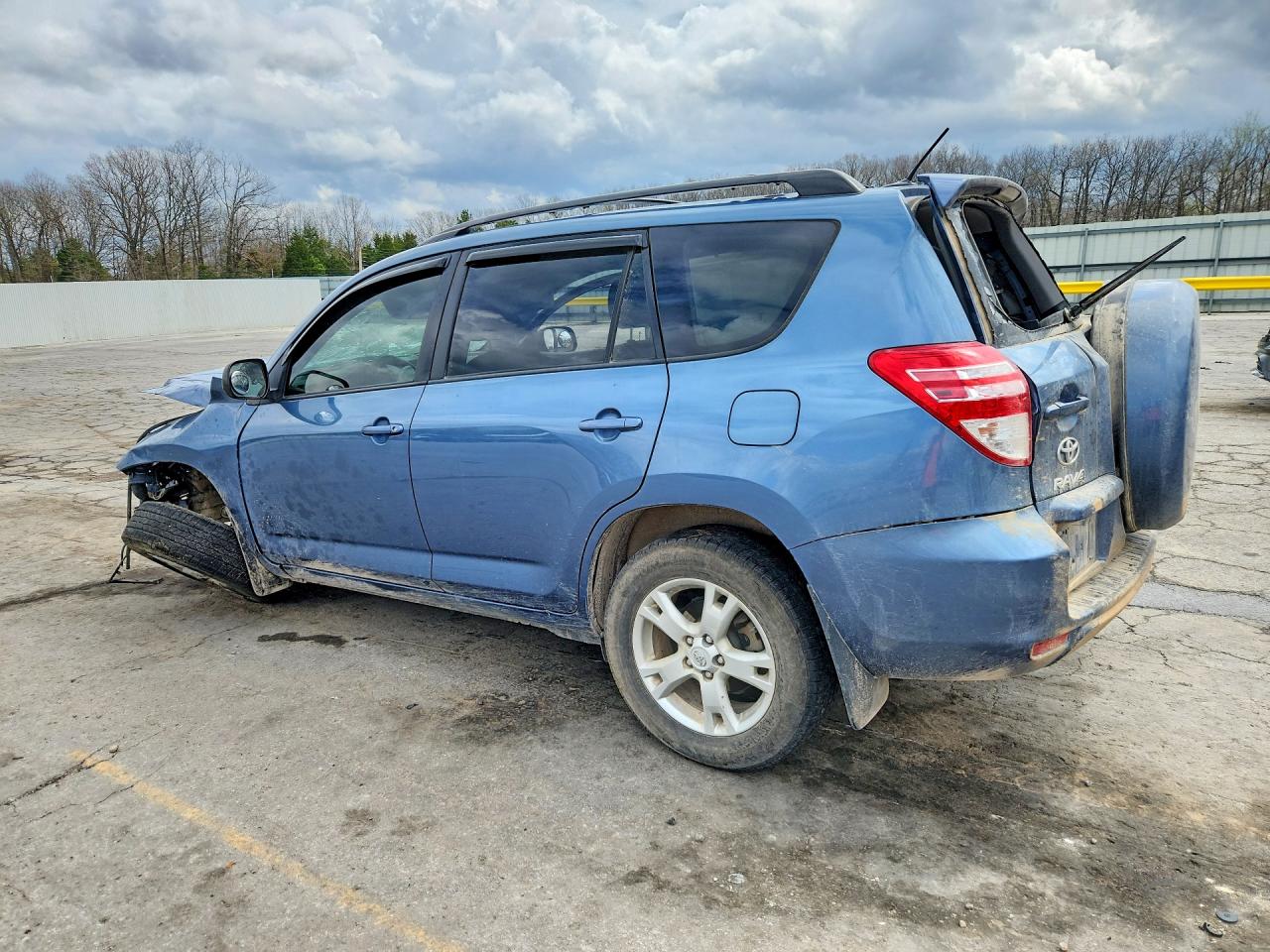 2011 Toyota Rav4 Base Синий vin: 2T3BF4DV3BW091865