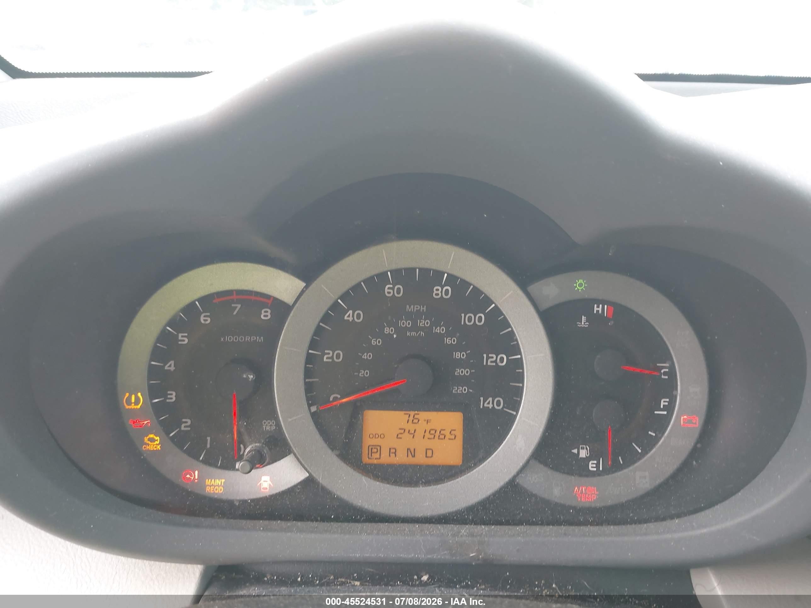 2011 Toyota Rav4   White vin: 2T3BF4DV3BW094328