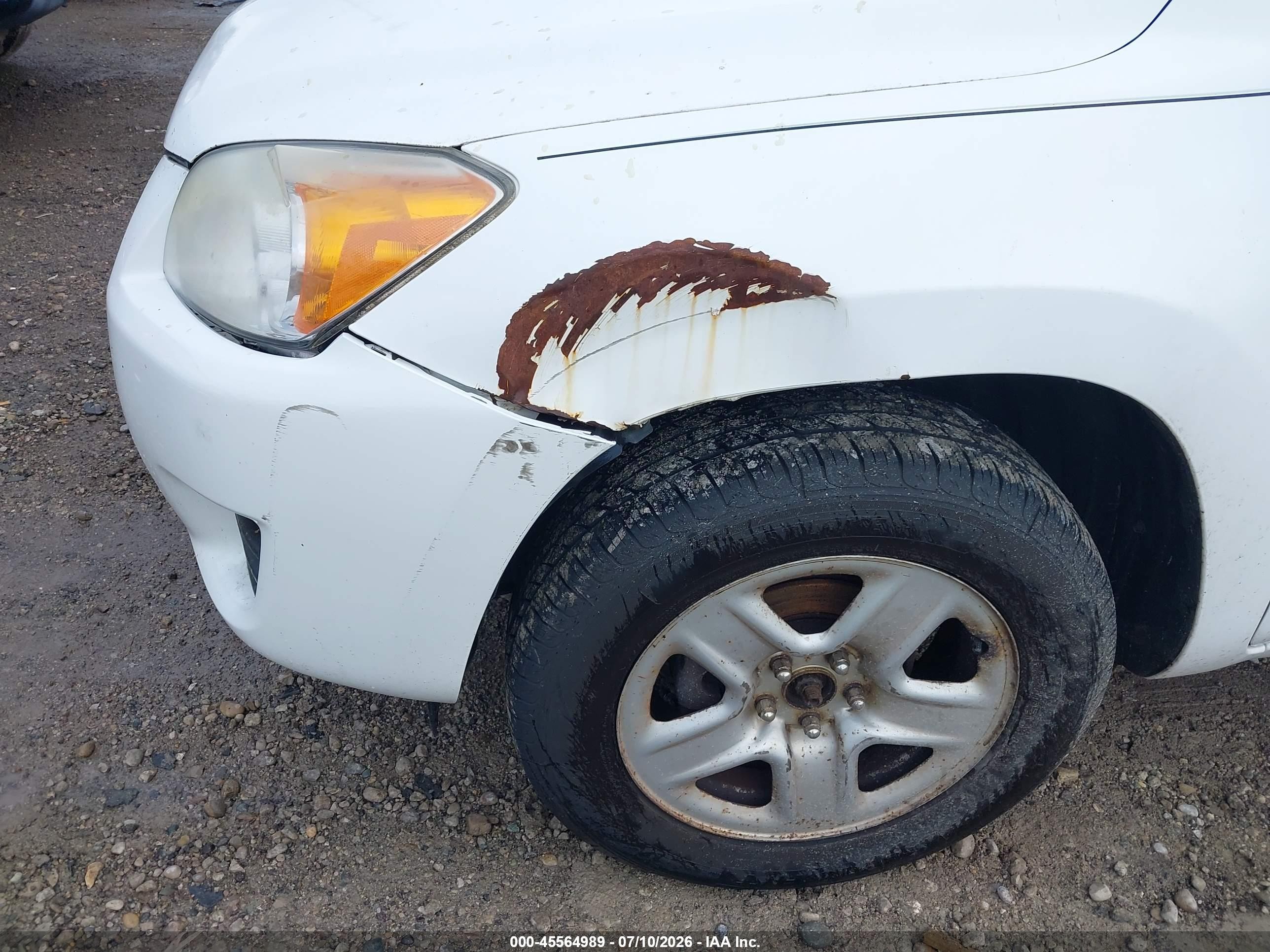 2011 Toyota Rav4   White vin: 2T3BF4DV3BW104338