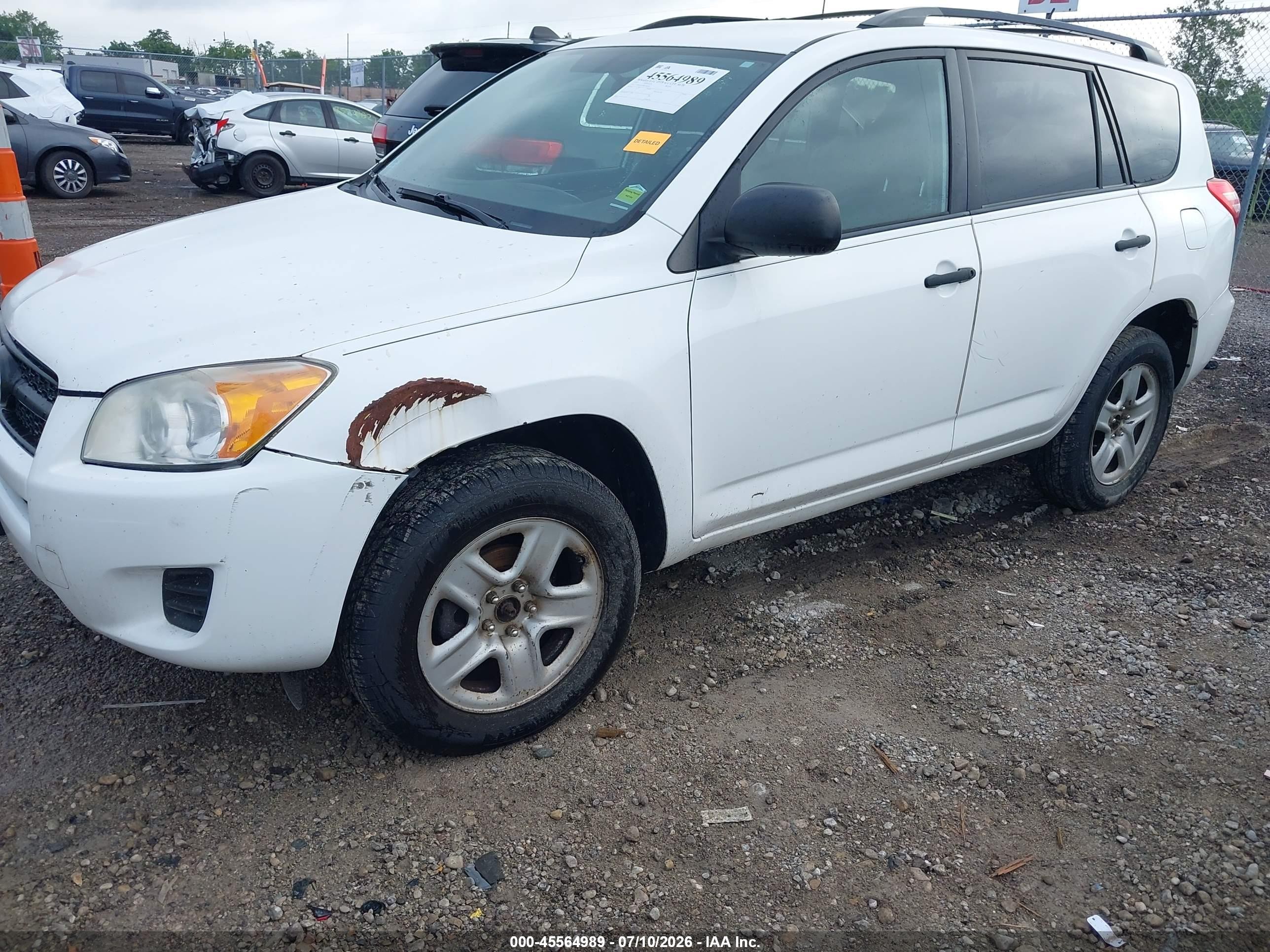 2011 Toyota Rav4   White vin: 2T3BF4DV3BW104338