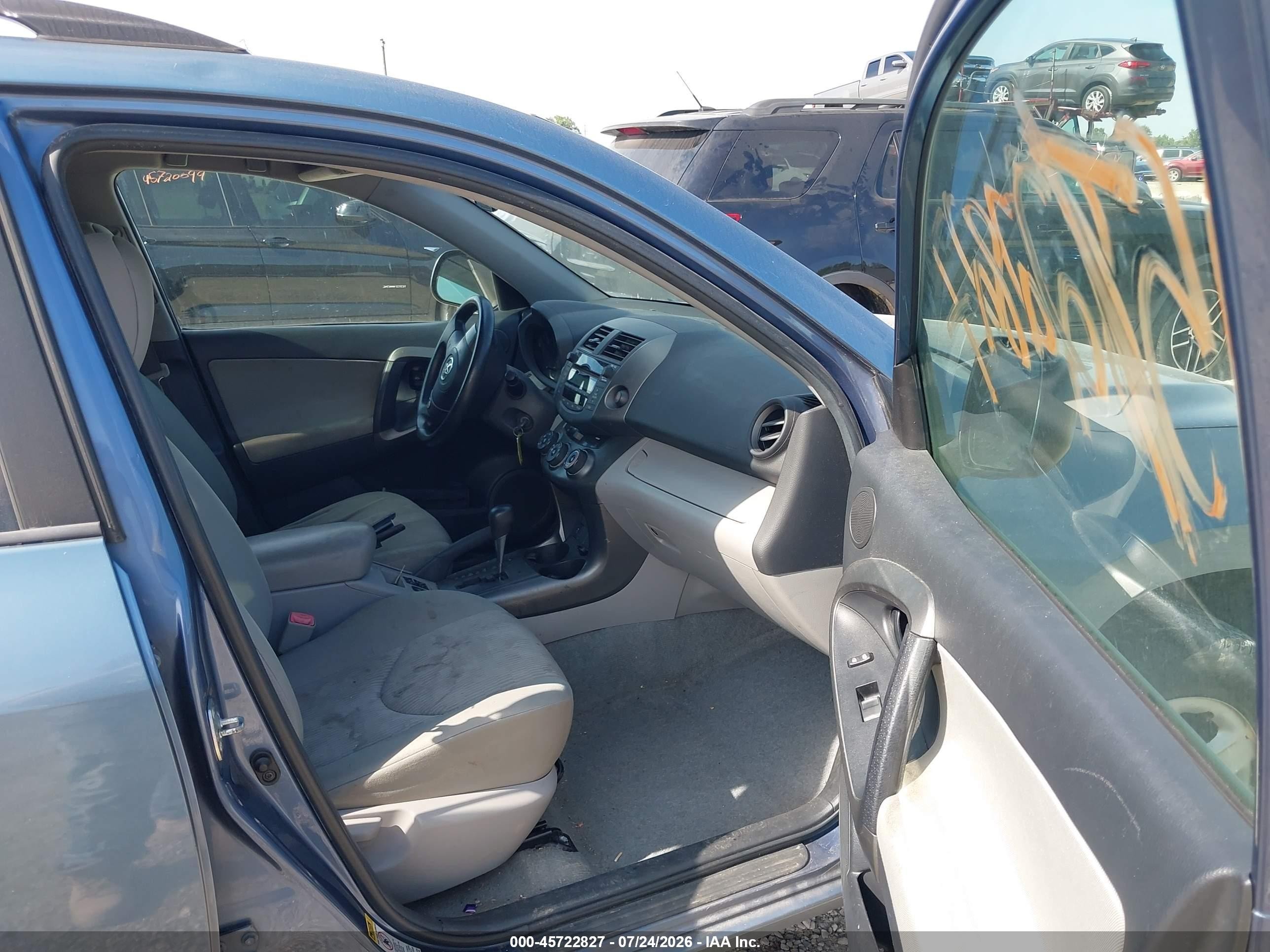 2011 Toyota Rav4   Blue vin: 2T3BF4DV3BW104940