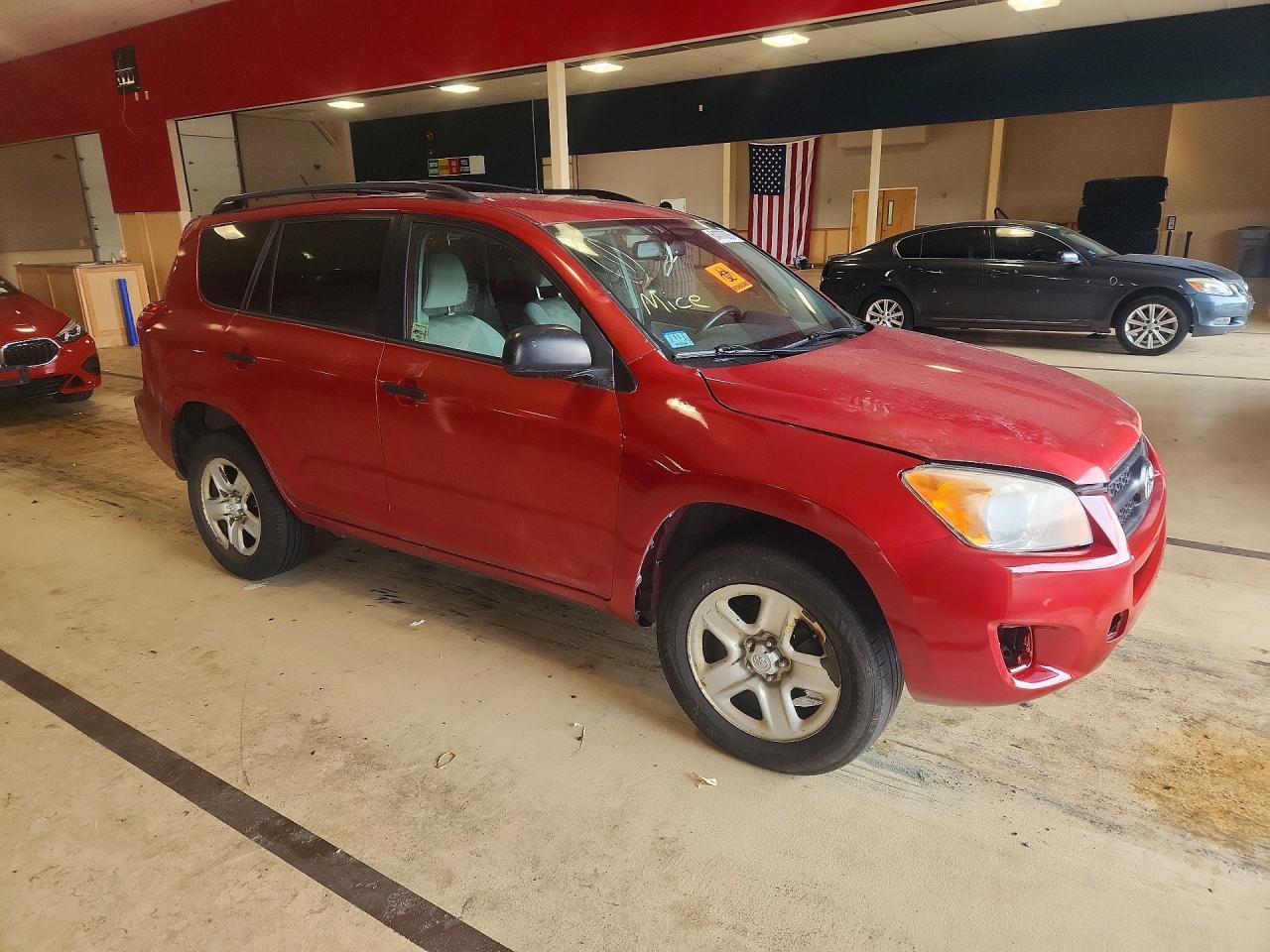 2011 Toyota Rav4 Base Красный vin: 2T3BF4DV3BW106641