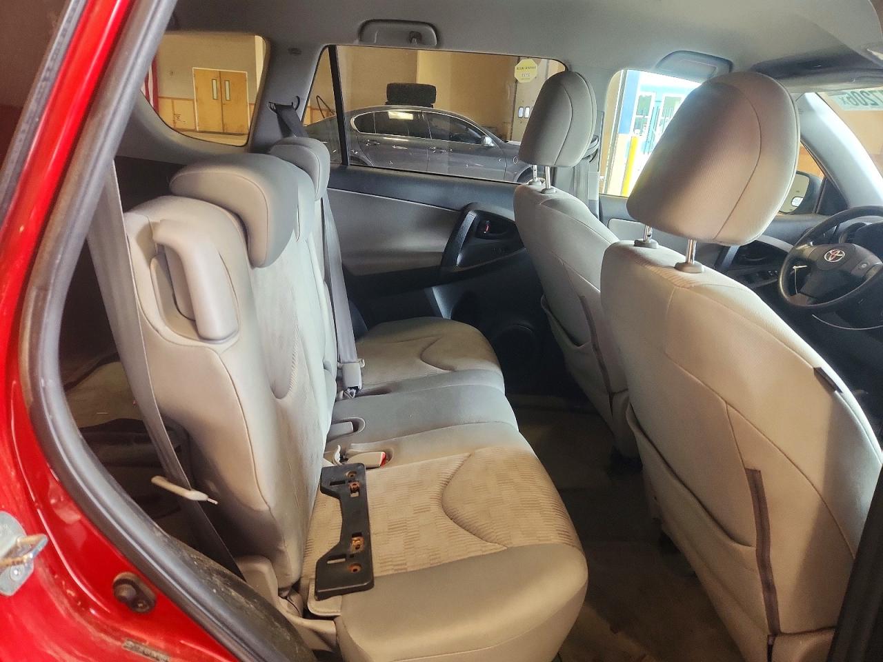 2011 Toyota Rav4 Base Красный vin: 2T3BF4DV3BW106641