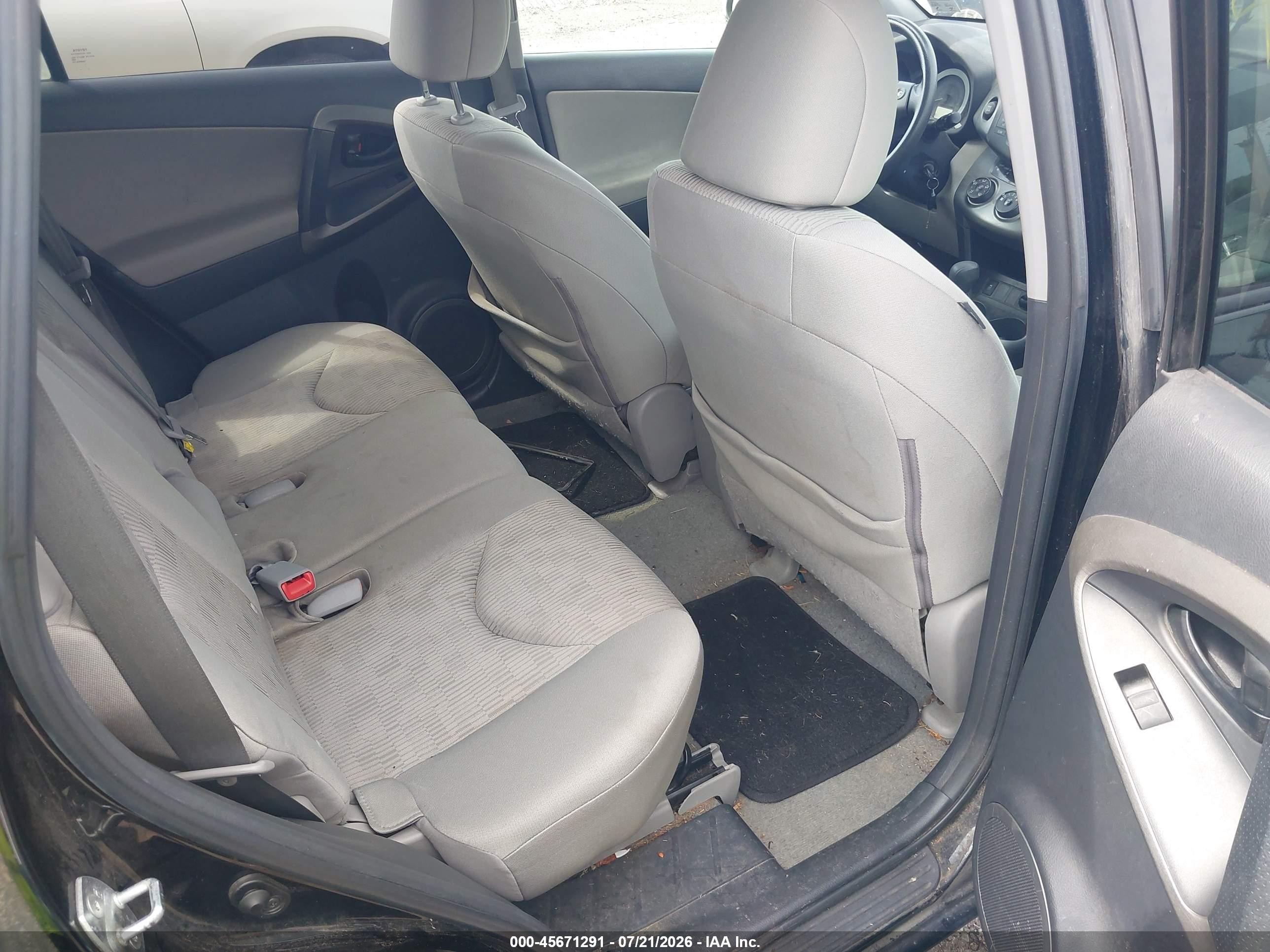 2011 Toyota Rav4   Black vin: 2T3BF4DV3BW120944