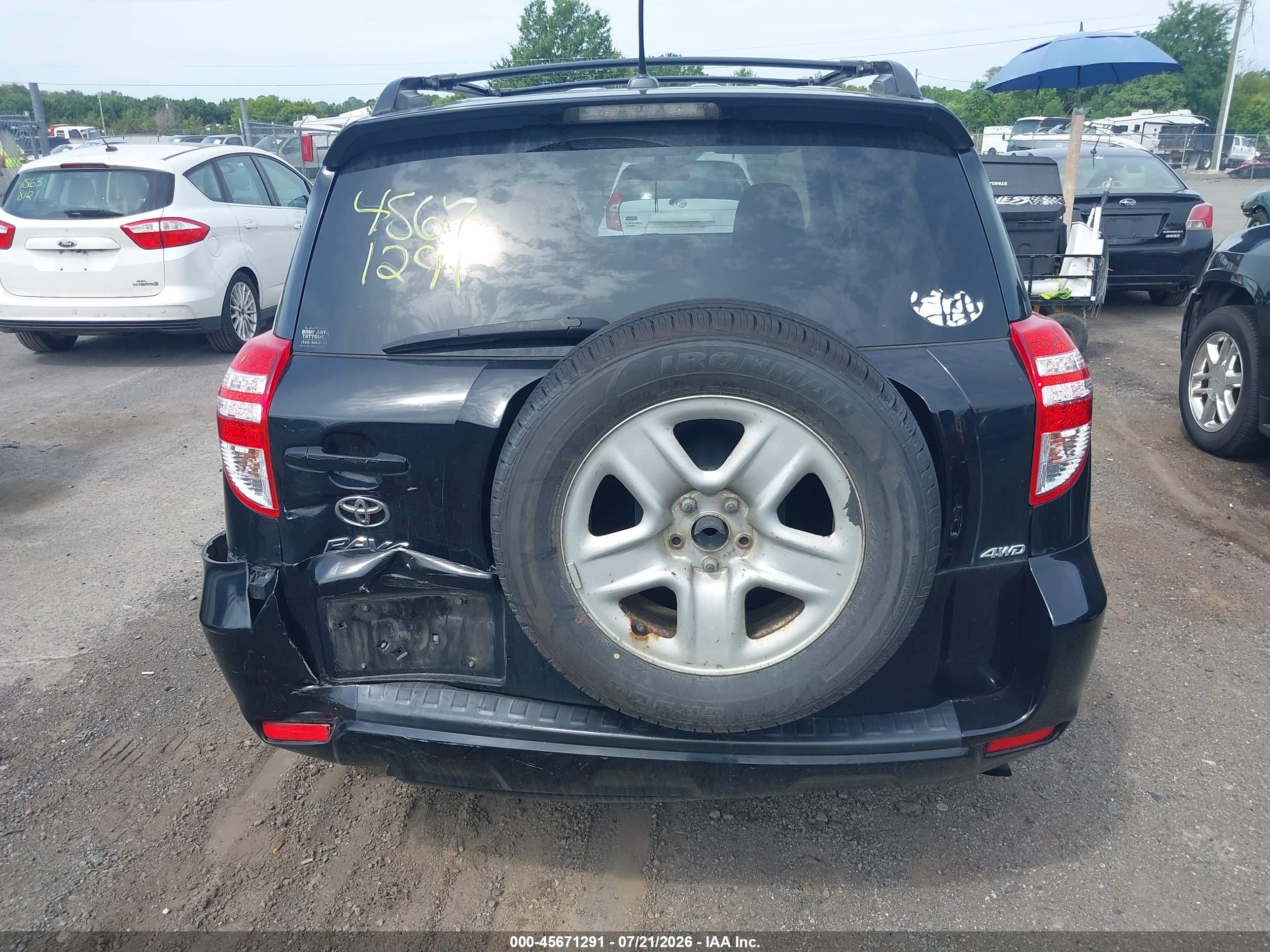 2011 Toyota Rav4   Black vin: 2T3BF4DV3BW120944