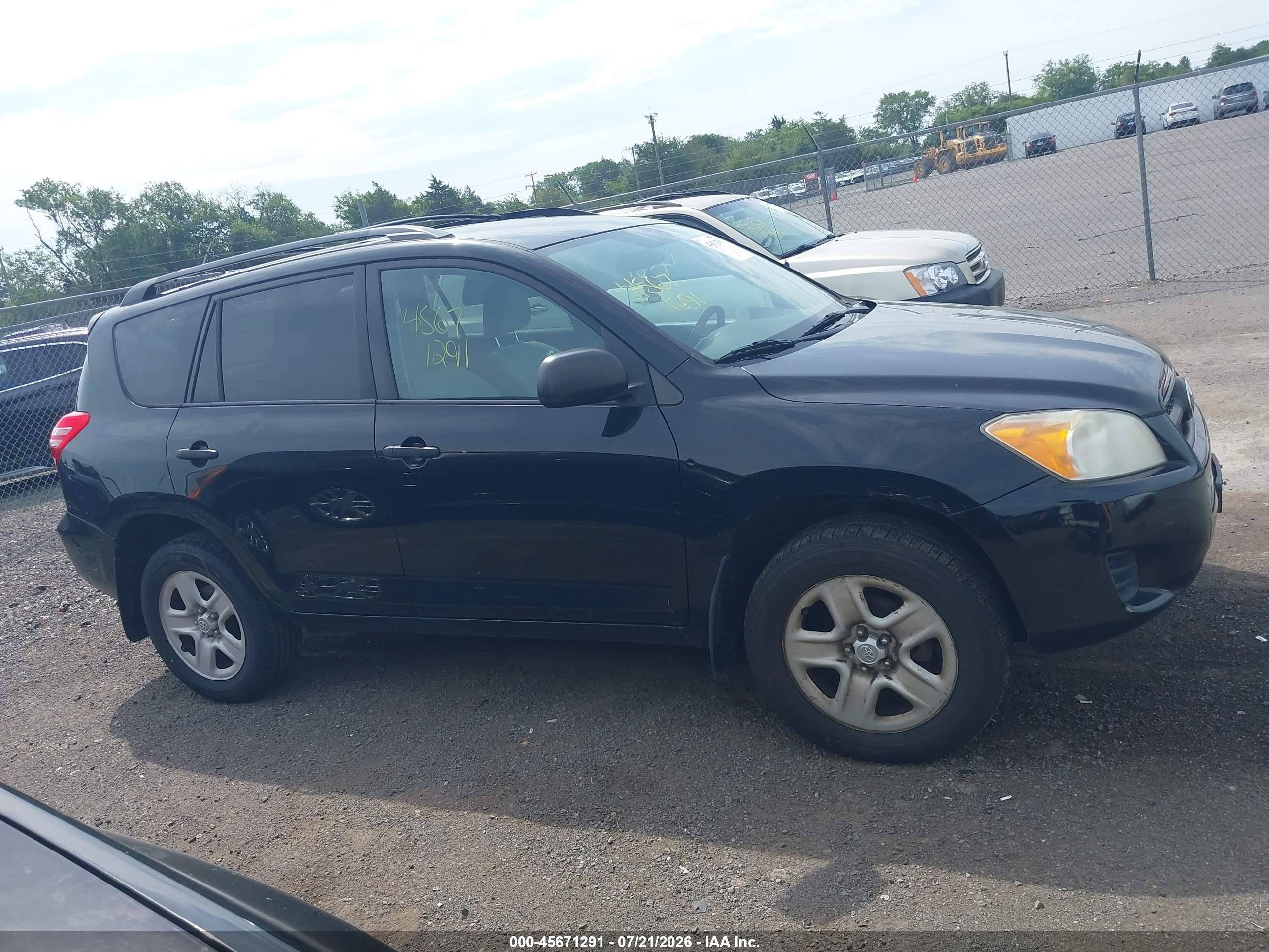 2011 Toyota Rav4   Black vin: 2T3BF4DV3BW120944