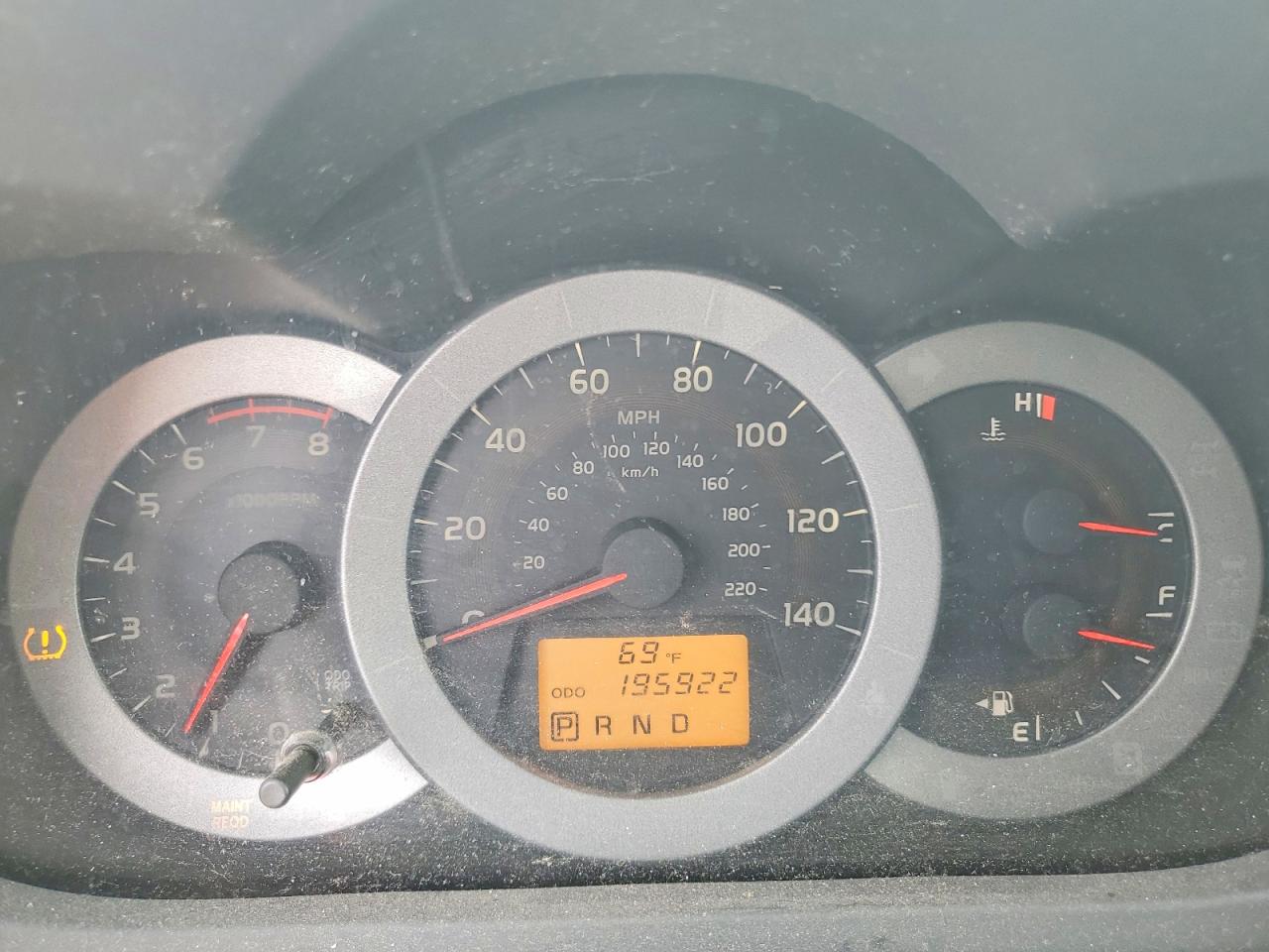 2011 Toyota Rav4 Base White vin: 2T3BF4DV3BW124900