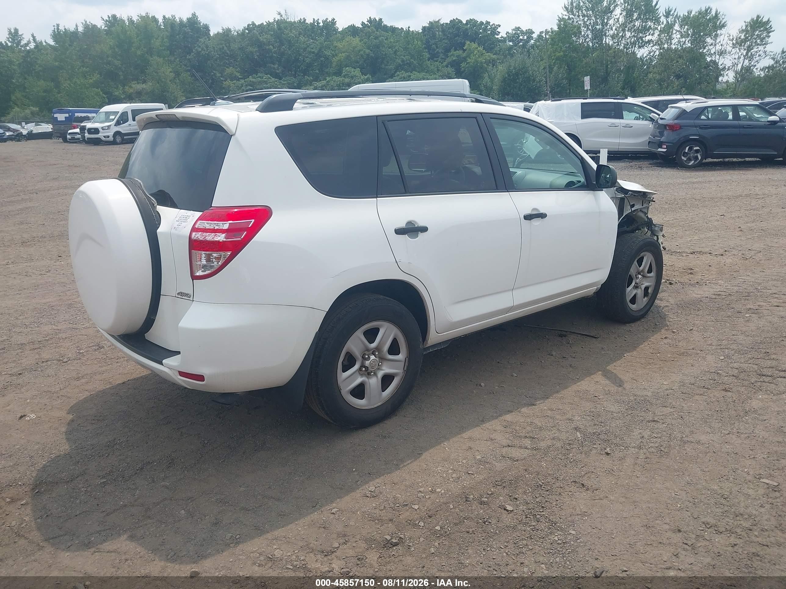 2011 Toyota Rav4   White vin: 2T3BF4DV3BW144712