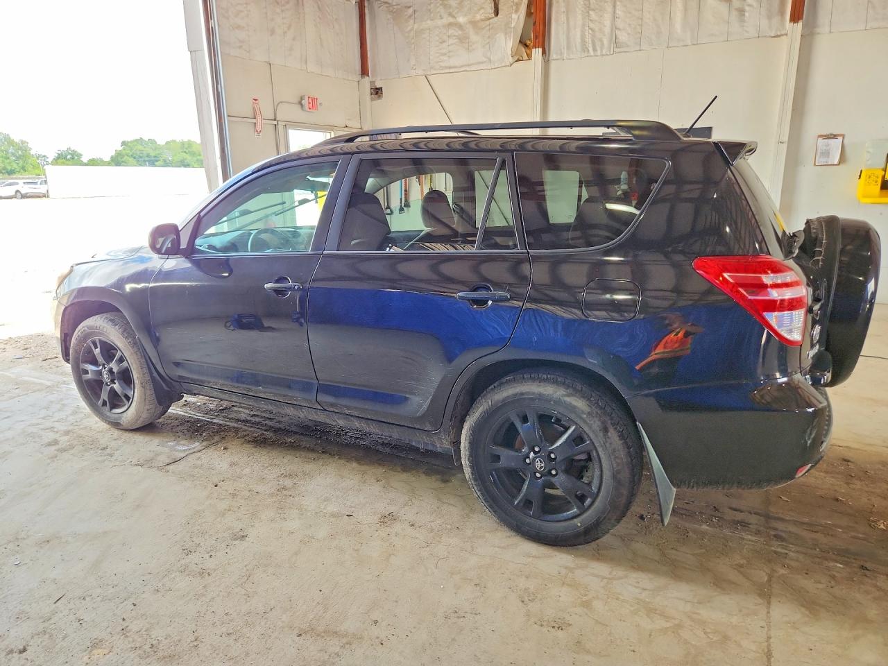 2011 Toyota Rav4 Base Black vin: 2T3BF4DV3BW153202