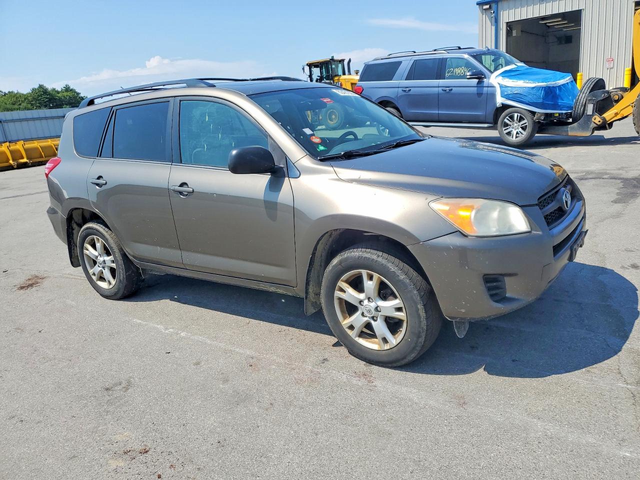 2011 Toyota Rav4 Base Brown vin: 2T3BF4DV3BW156780