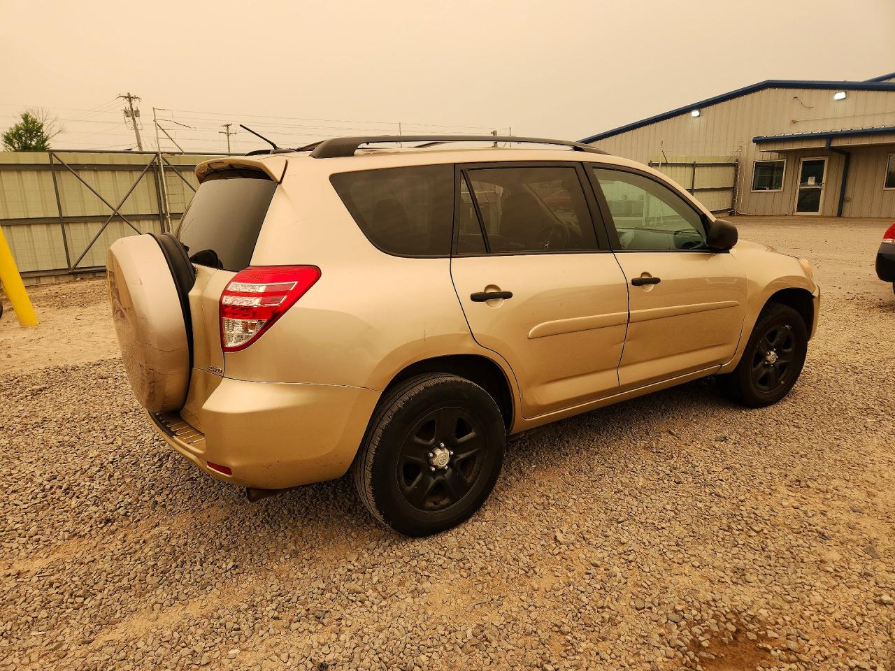 2011 Toyota Rav4 Base Tan vin: 2T3BF4DV3BW159324