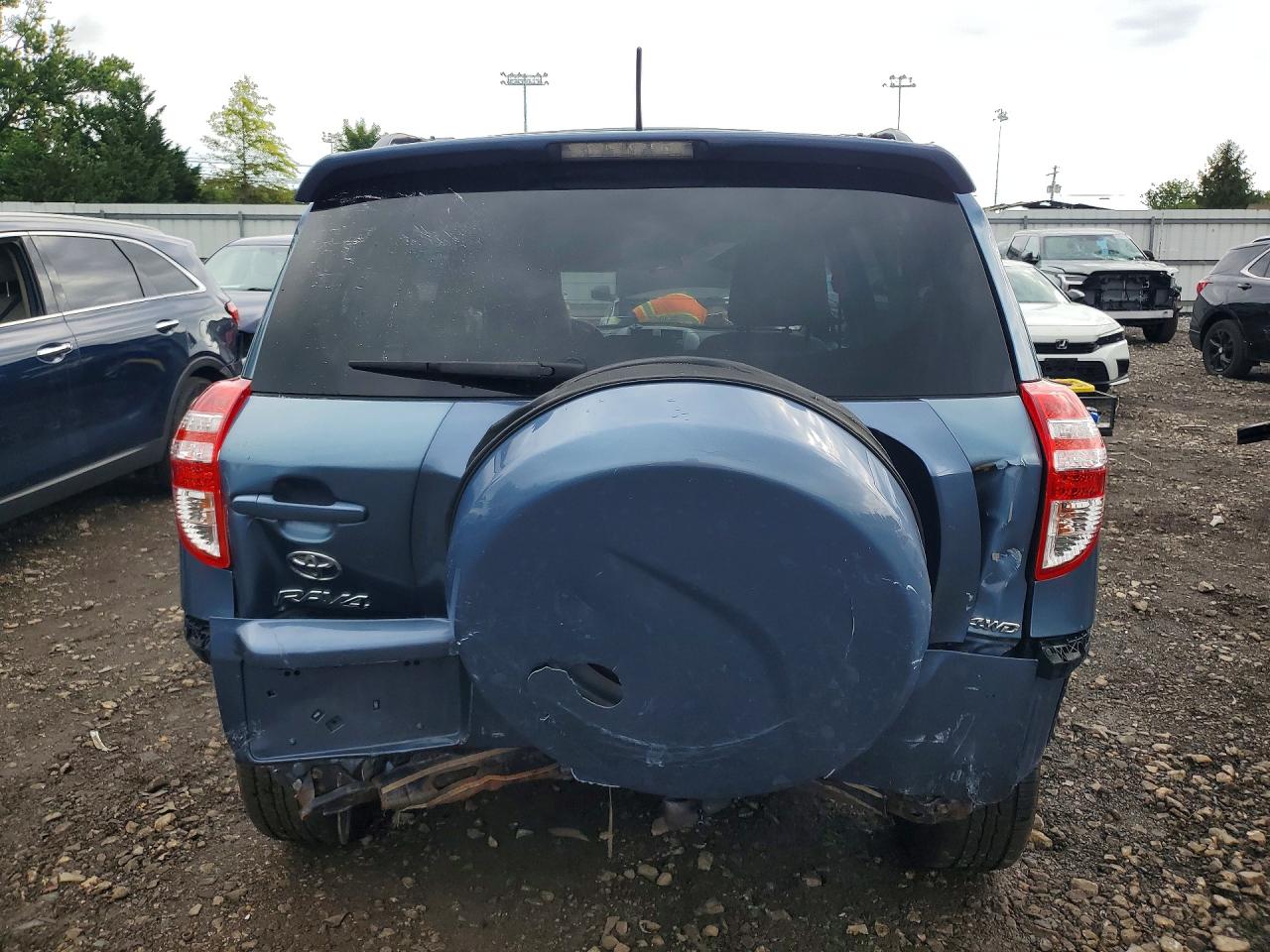 2011 Toyota Rav4 Base Blue vin: 2T3BF4DV3BW172784