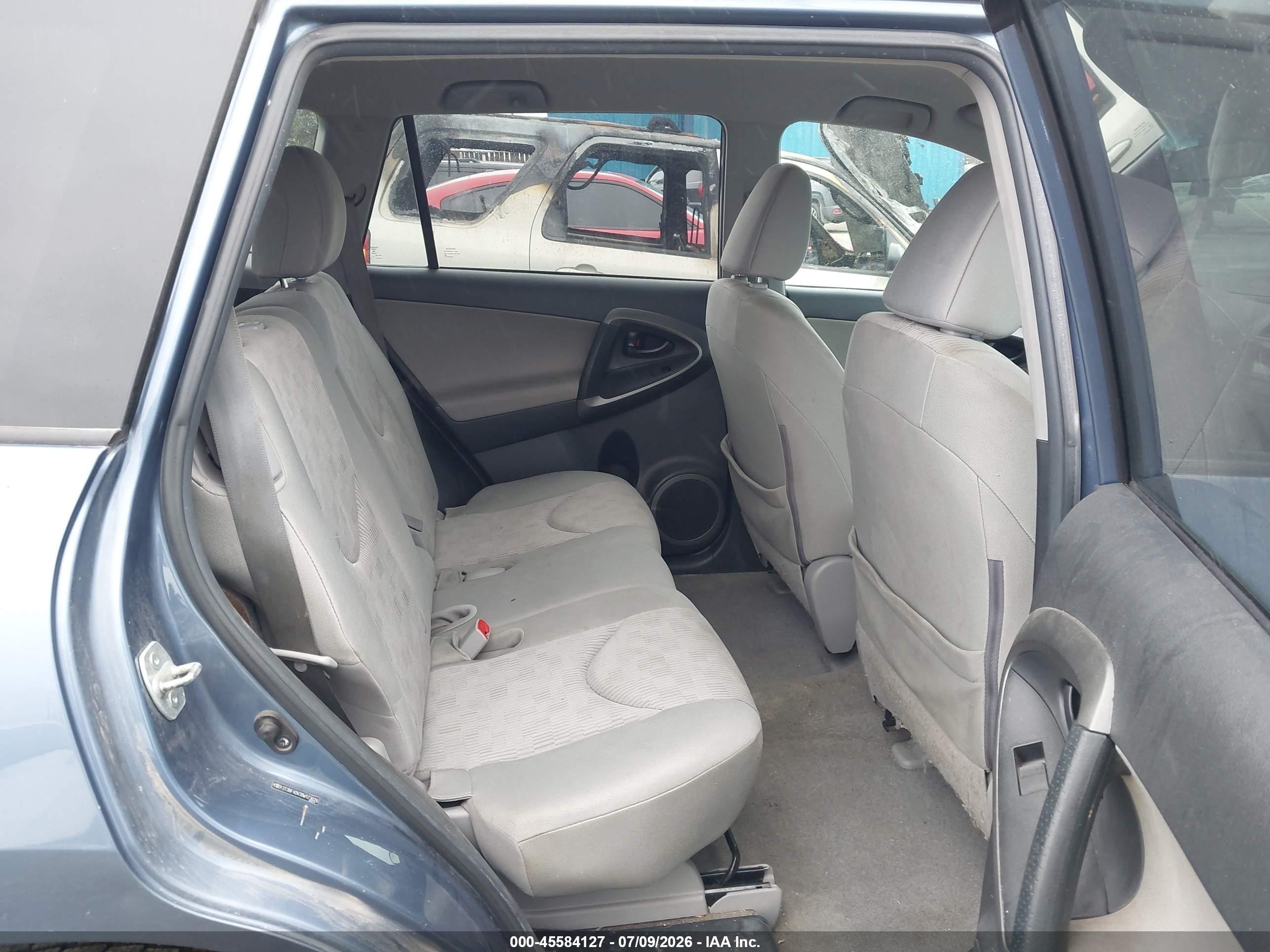 2011 Toyota Rav4   Blue vin: 2T3BF4DV3BW173028
