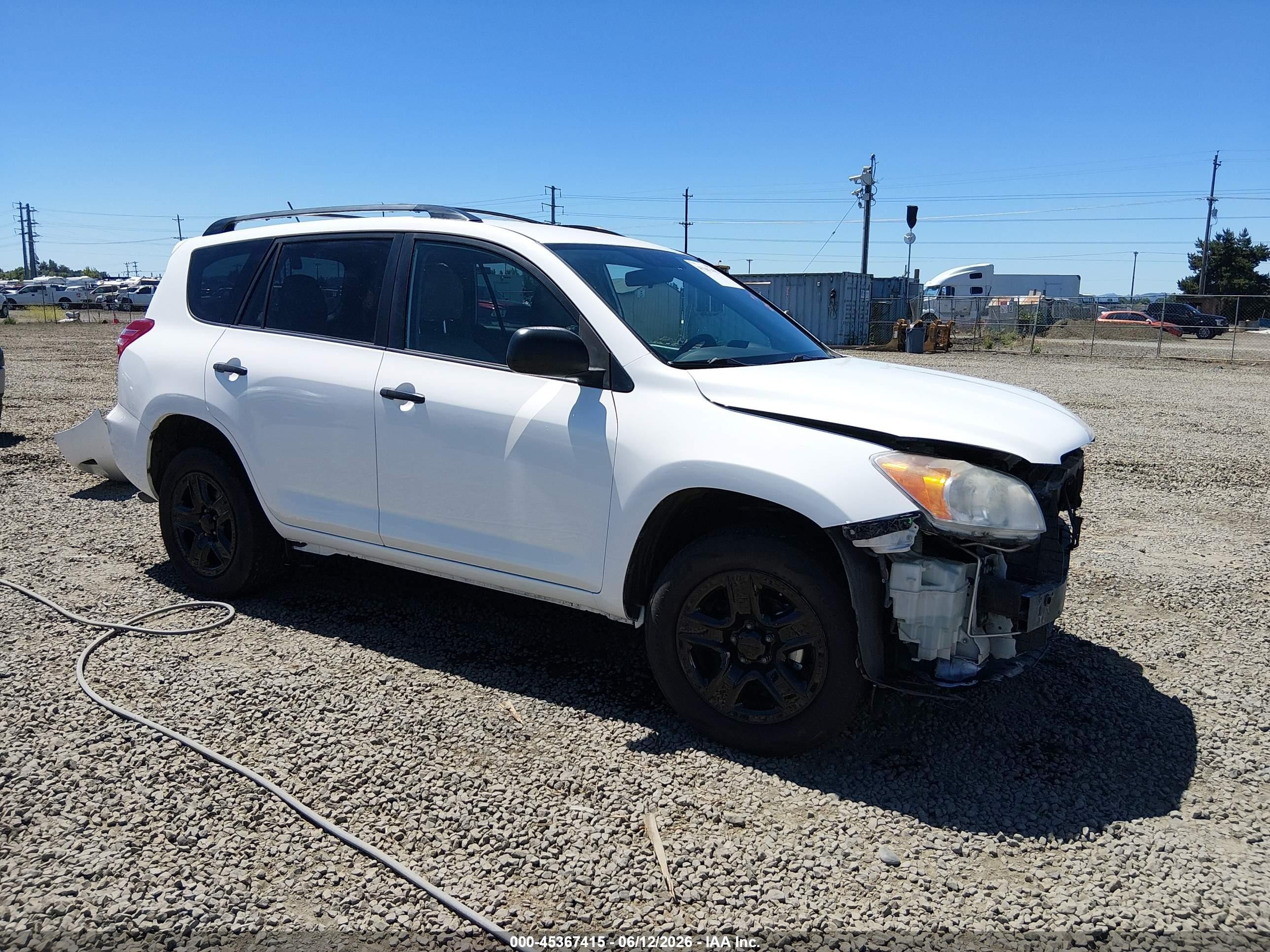 2012 Toyota Rav4   White vin: 2T3BF4DV3CW204392