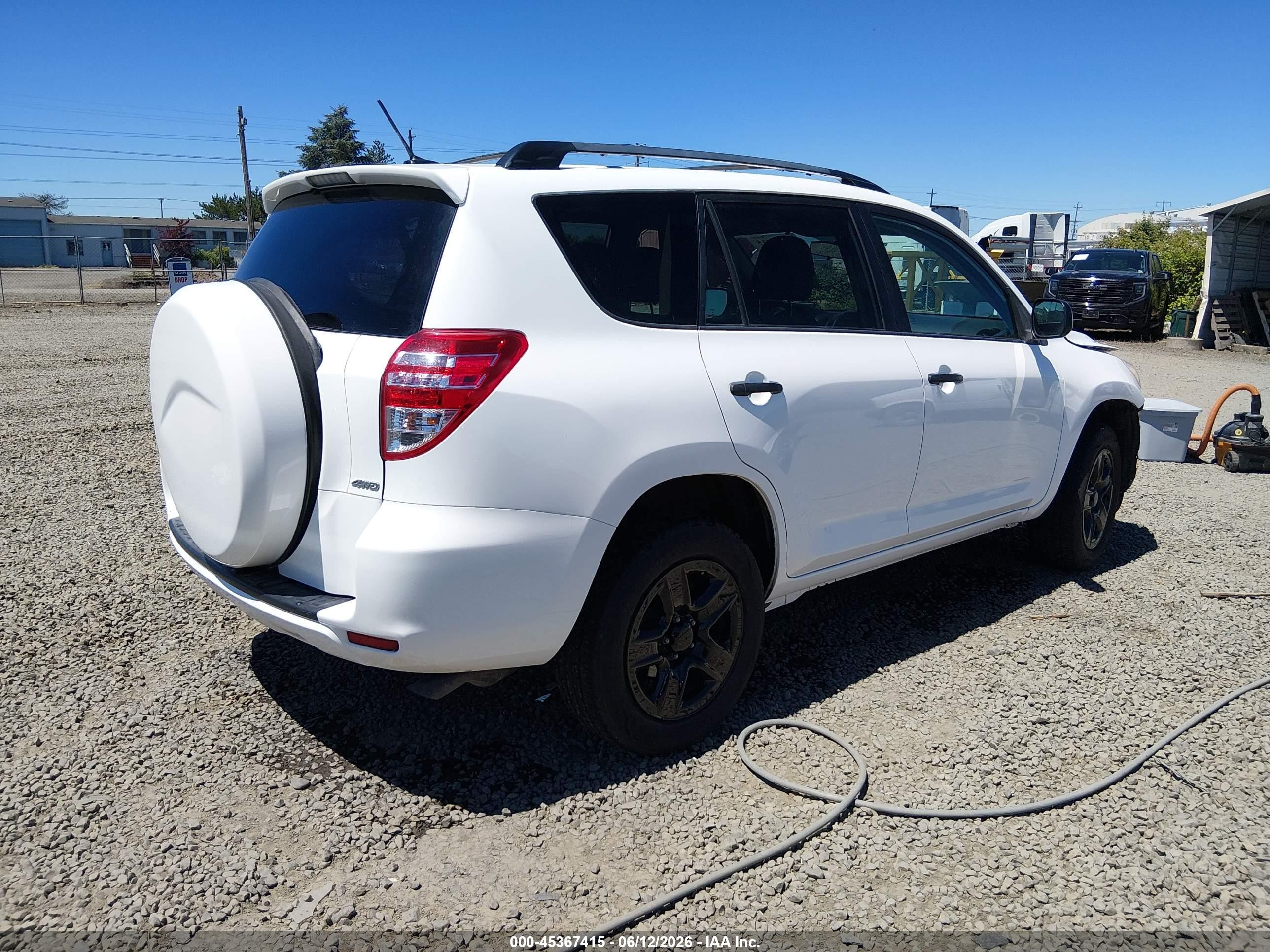 2012 Toyota Rav4   White vin: 2T3BF4DV3CW204392