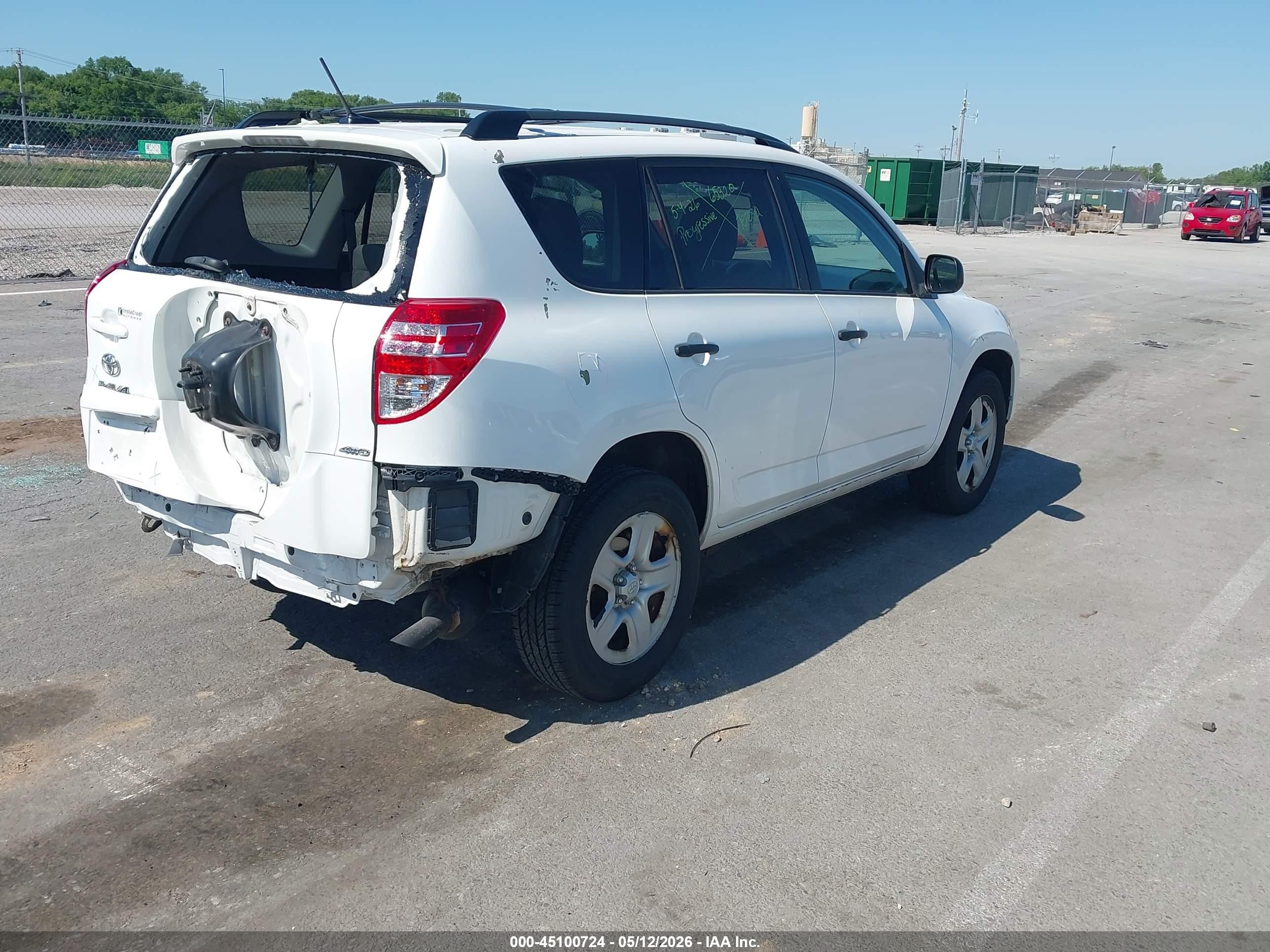 2012 Toyota Rav4   White vin: 2T3BF4DV3CW249994