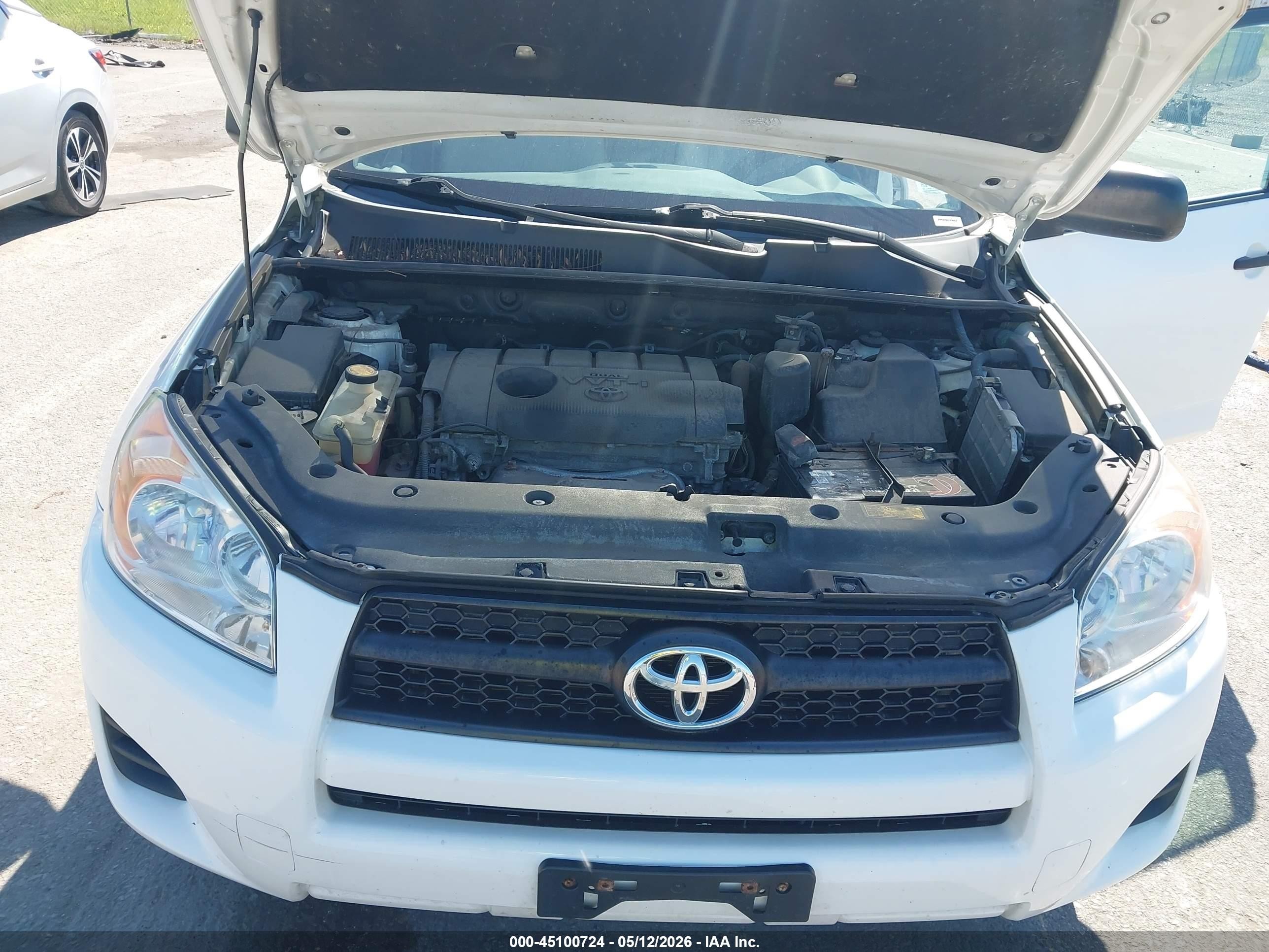 2012 Toyota Rav4   White vin: 2T3BF4DV3CW249994