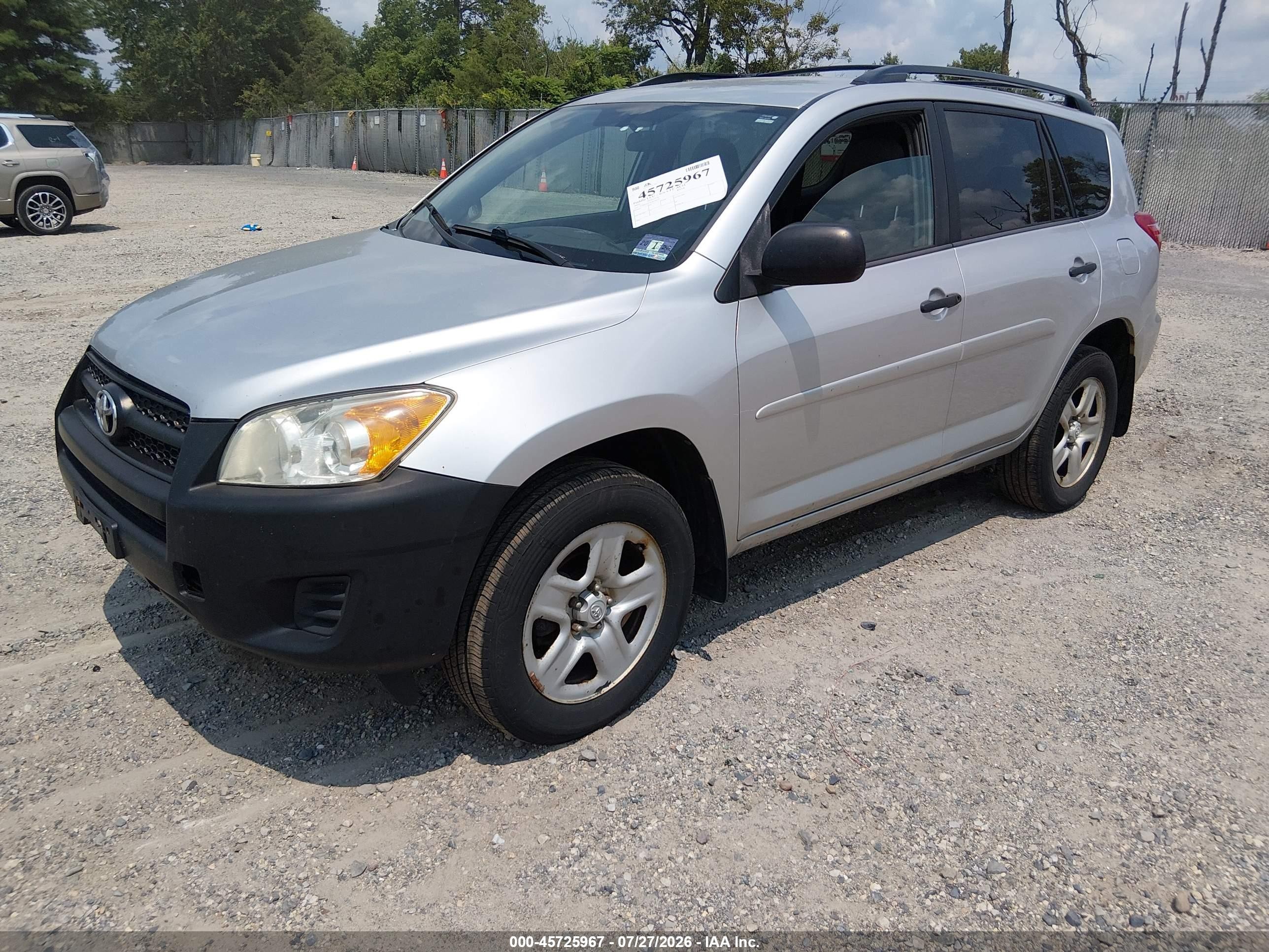 2012 Toyota Rav4   Silver vin: 2T3BF4DV3CW256573
