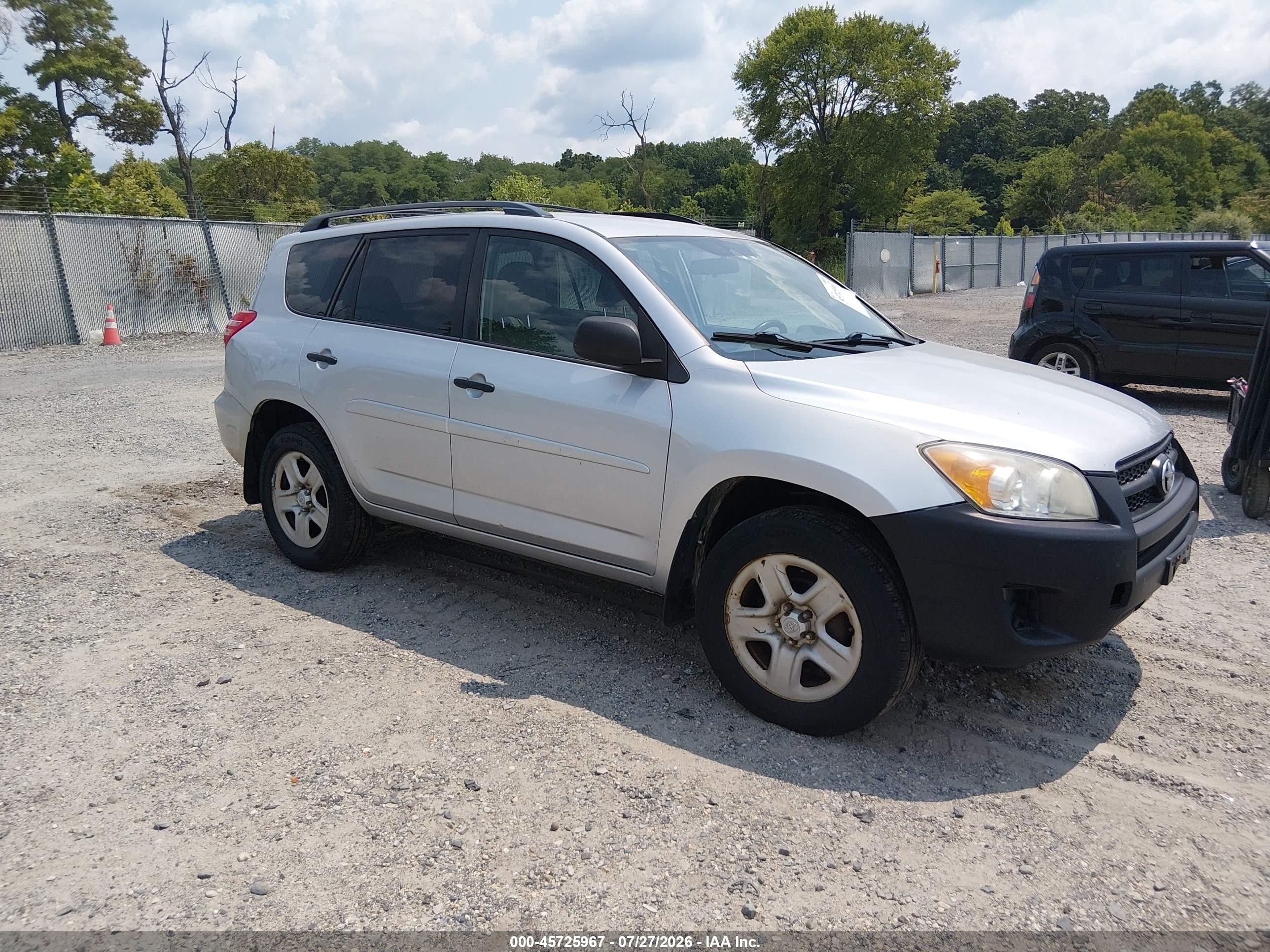 2012 Toyota Rav4   Silver vin: 2T3BF4DV3CW256573