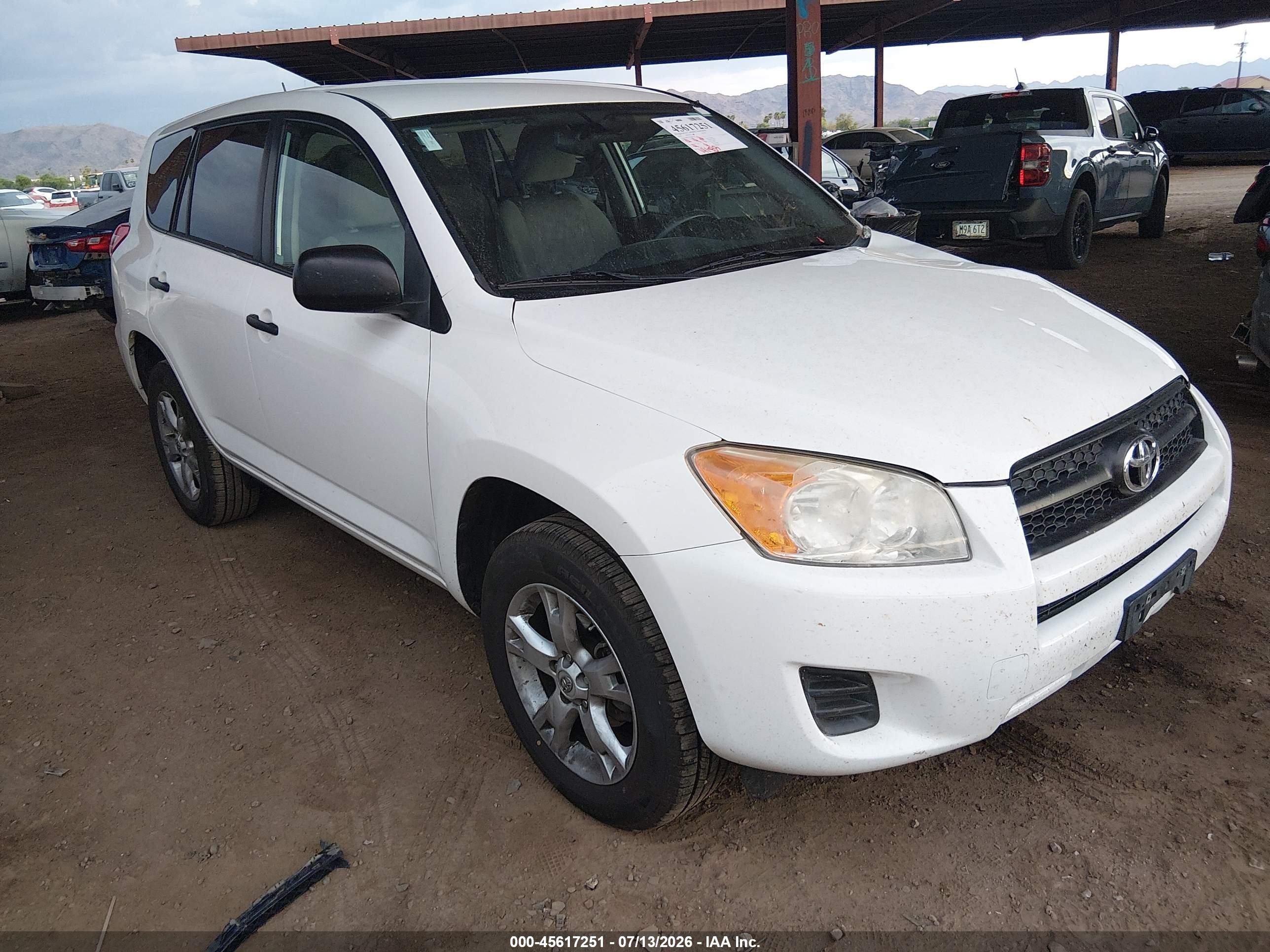 2010 Toyota Rav4   Белый vin: 2T3BF4DV4AW059859