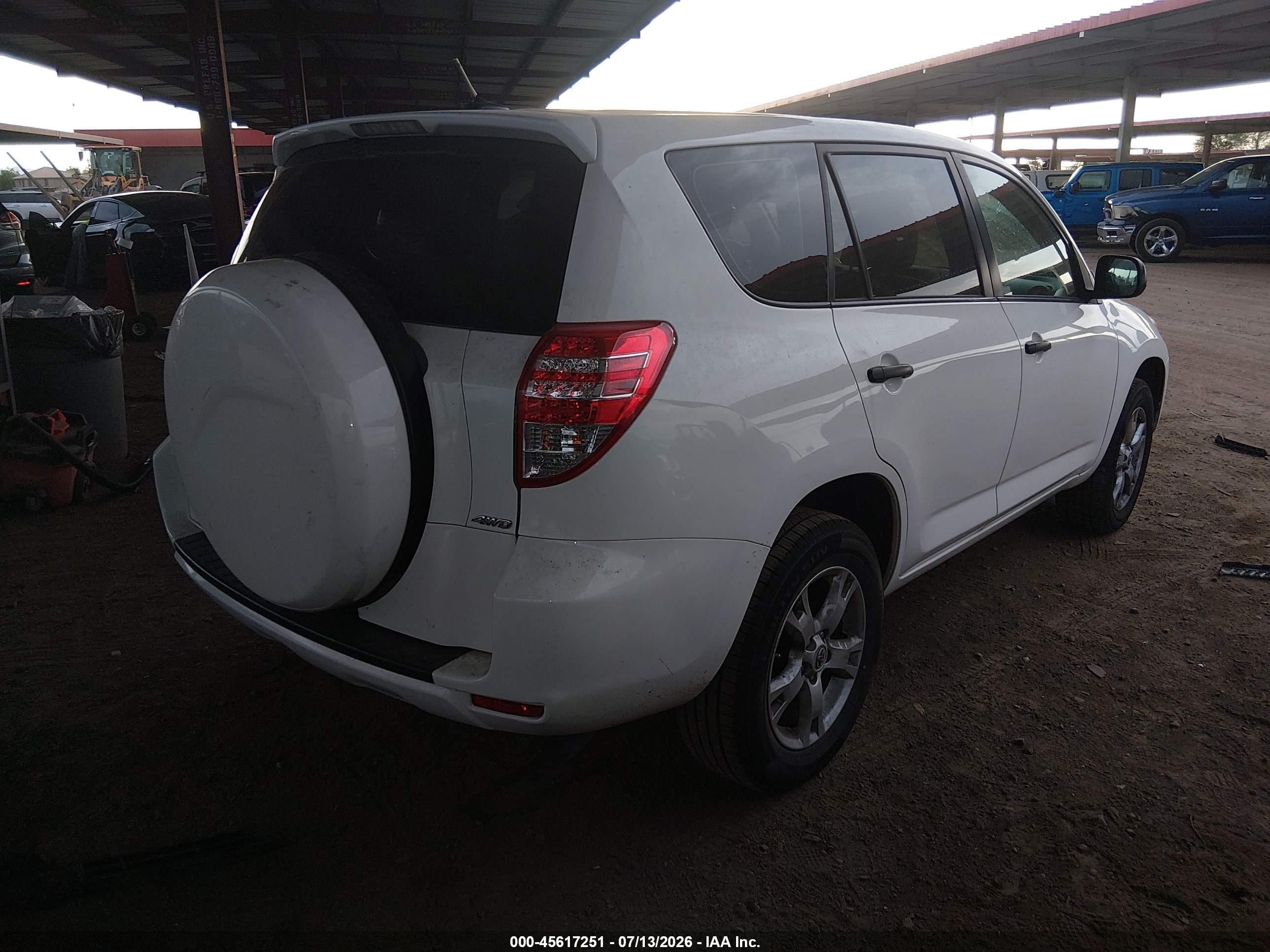 2010 Toyota Rav4   Белый vin: 2T3BF4DV4AW059859