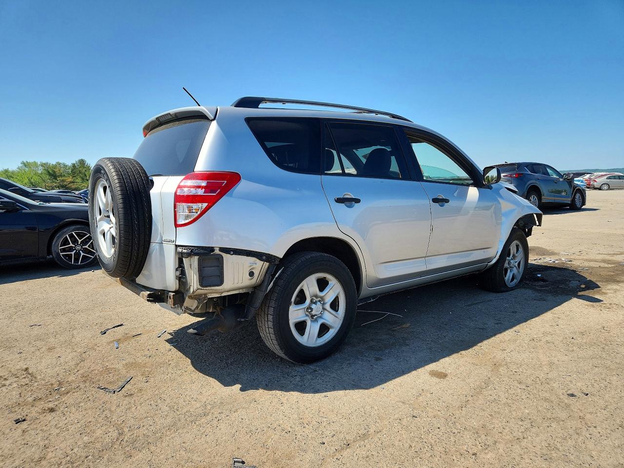 2010 Toyota Rav4 Base Silver vin: 2T3BF4DV4AW071655
