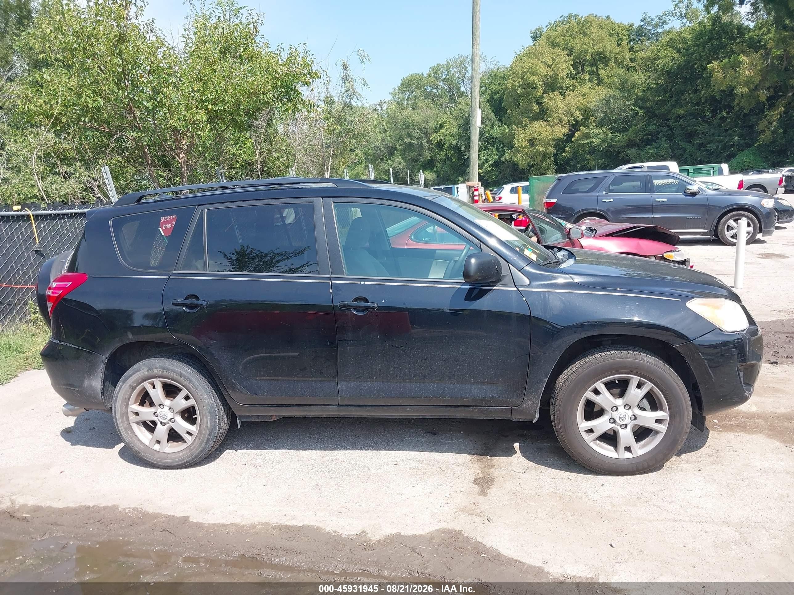 2011 Toyota Rav4   Black vin: 2T3BF4DV4BW090417