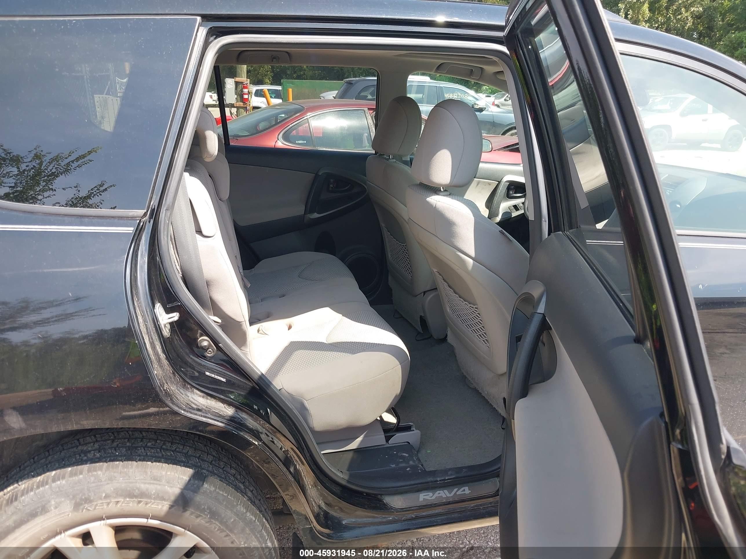 2011 Toyota Rav4   Black vin: 2T3BF4DV4BW090417