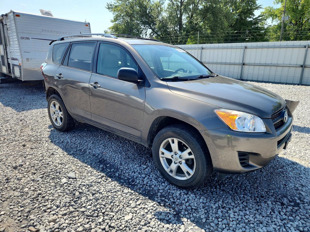 2011 Toyota Rav4 Base Brown vin: 2T3BF4DV4BW093821