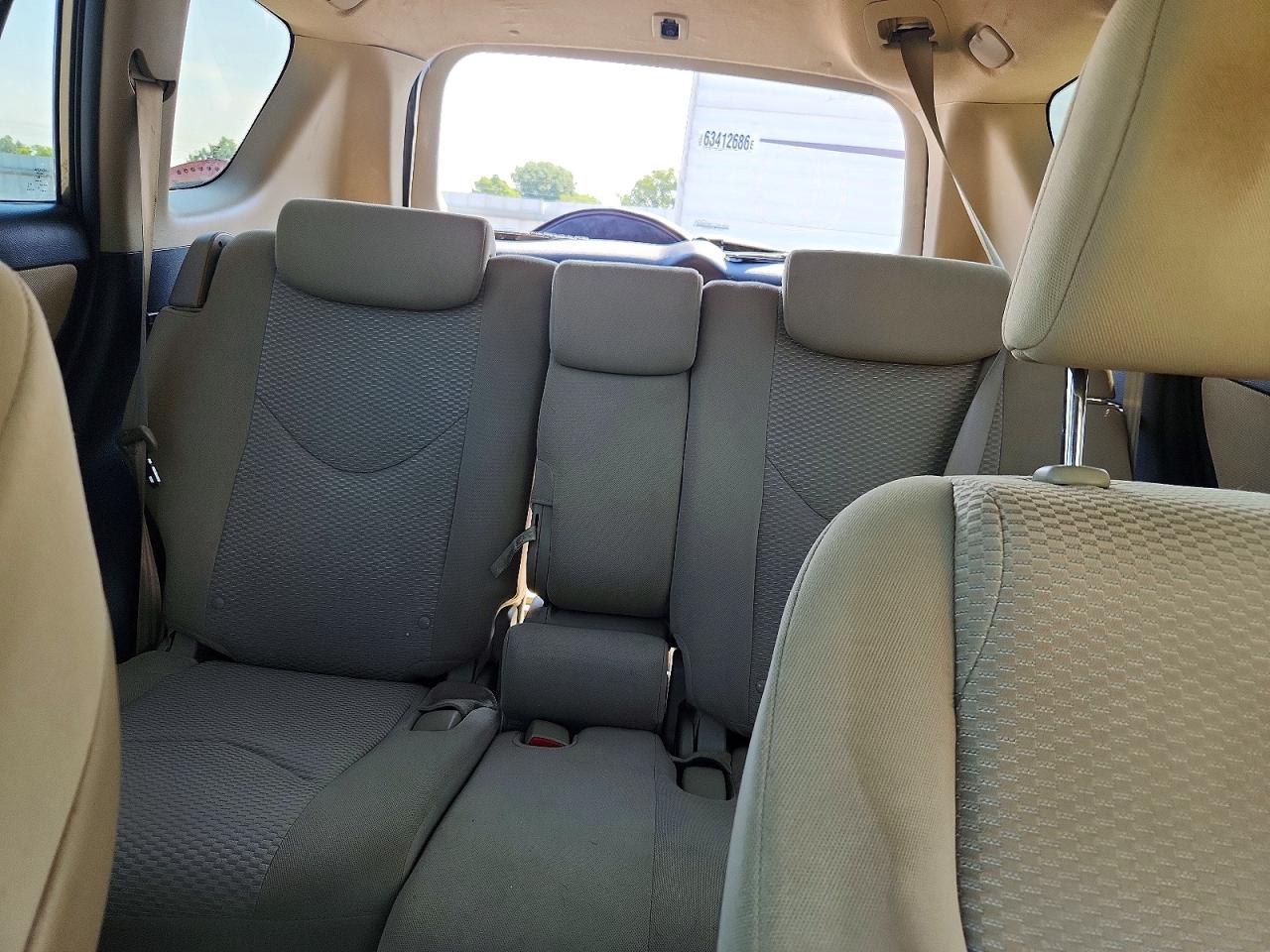 2011 Toyota Rav4 Base Brown vin: 2T3BF4DV4BW093821