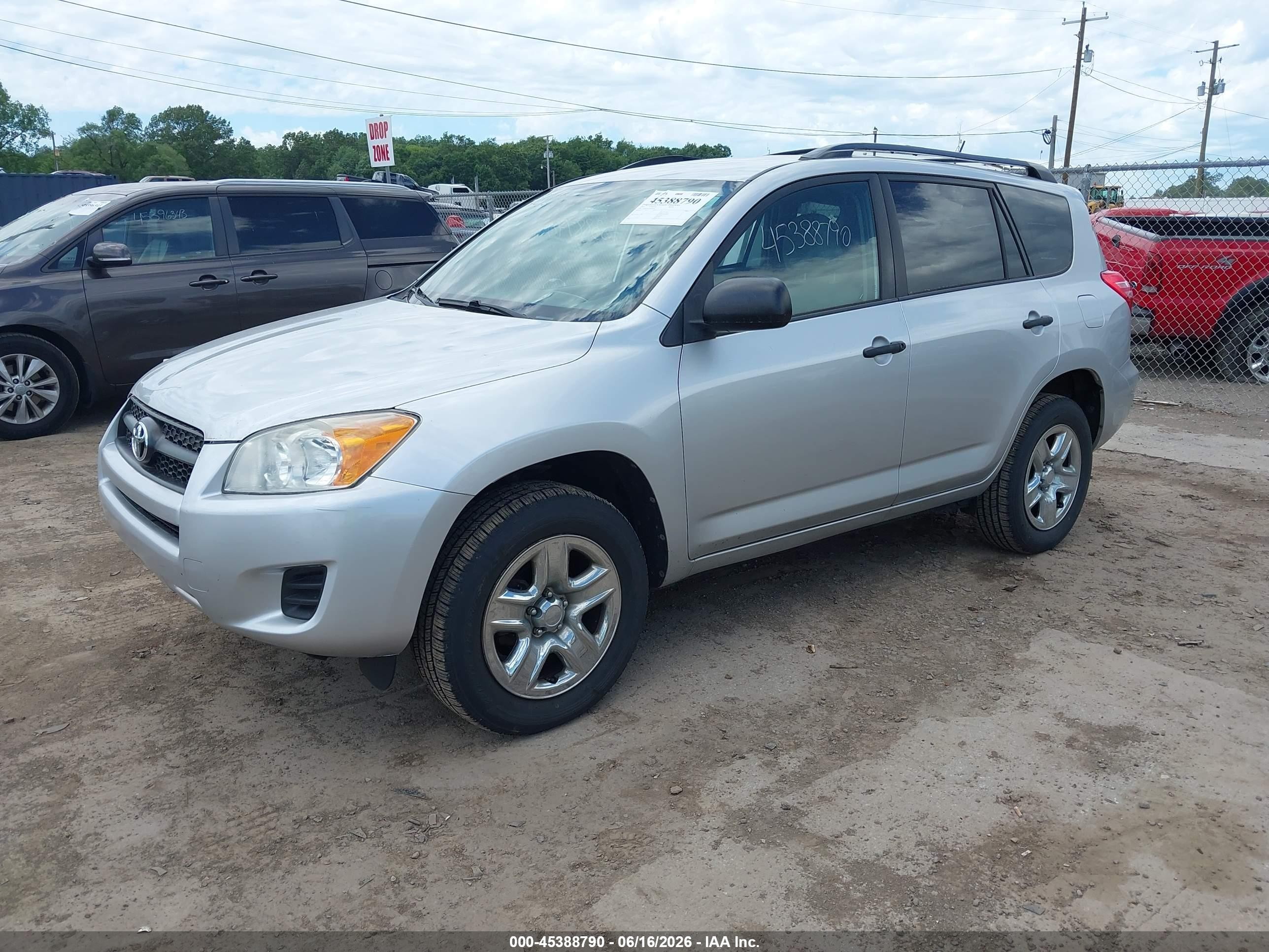 2011 Toyota Rav4   Silver vin: 2T3BF4DV4BW095052