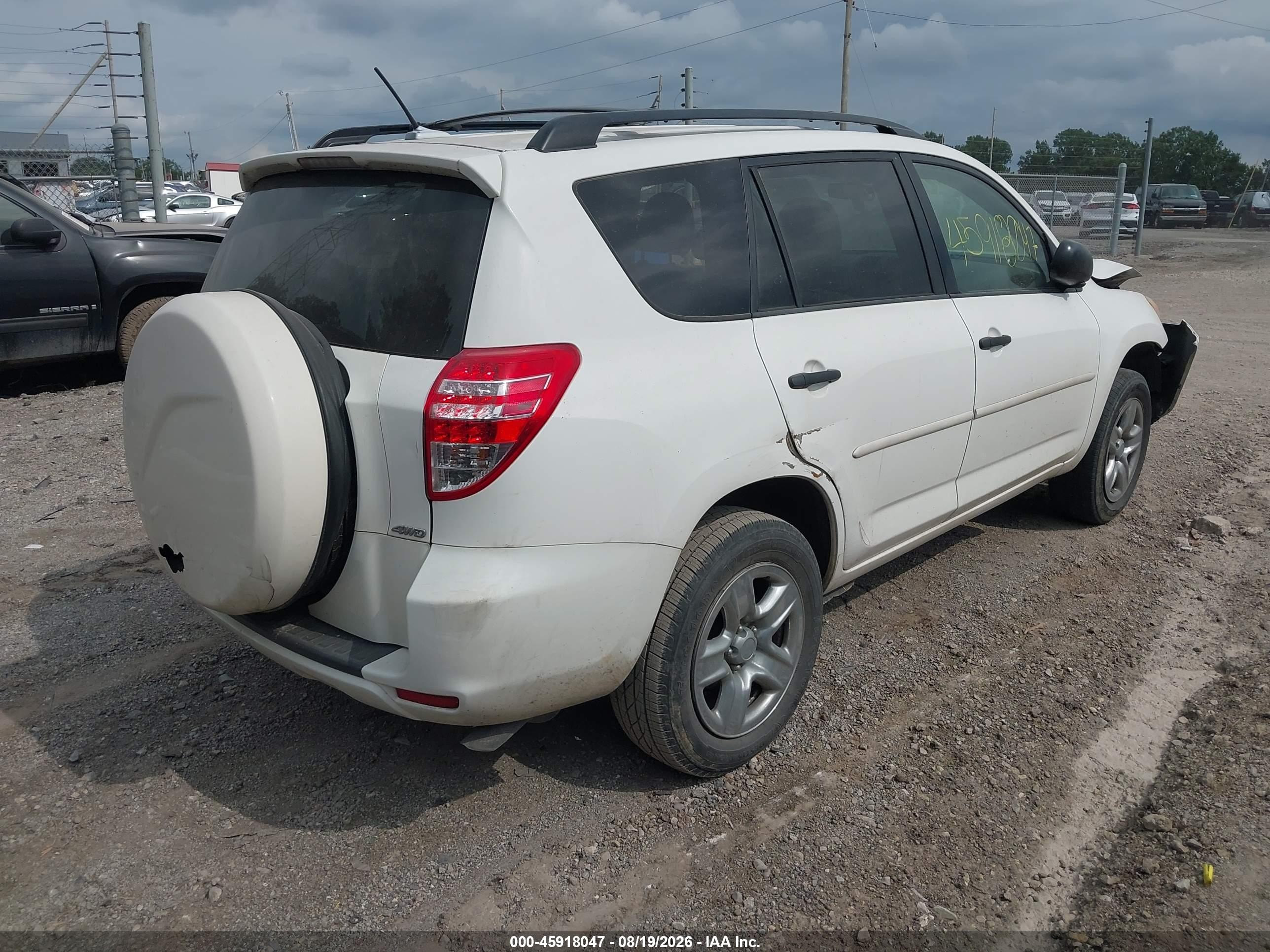 2011 Toyota Rav4   White vin: 2T3BF4DV4BW111976