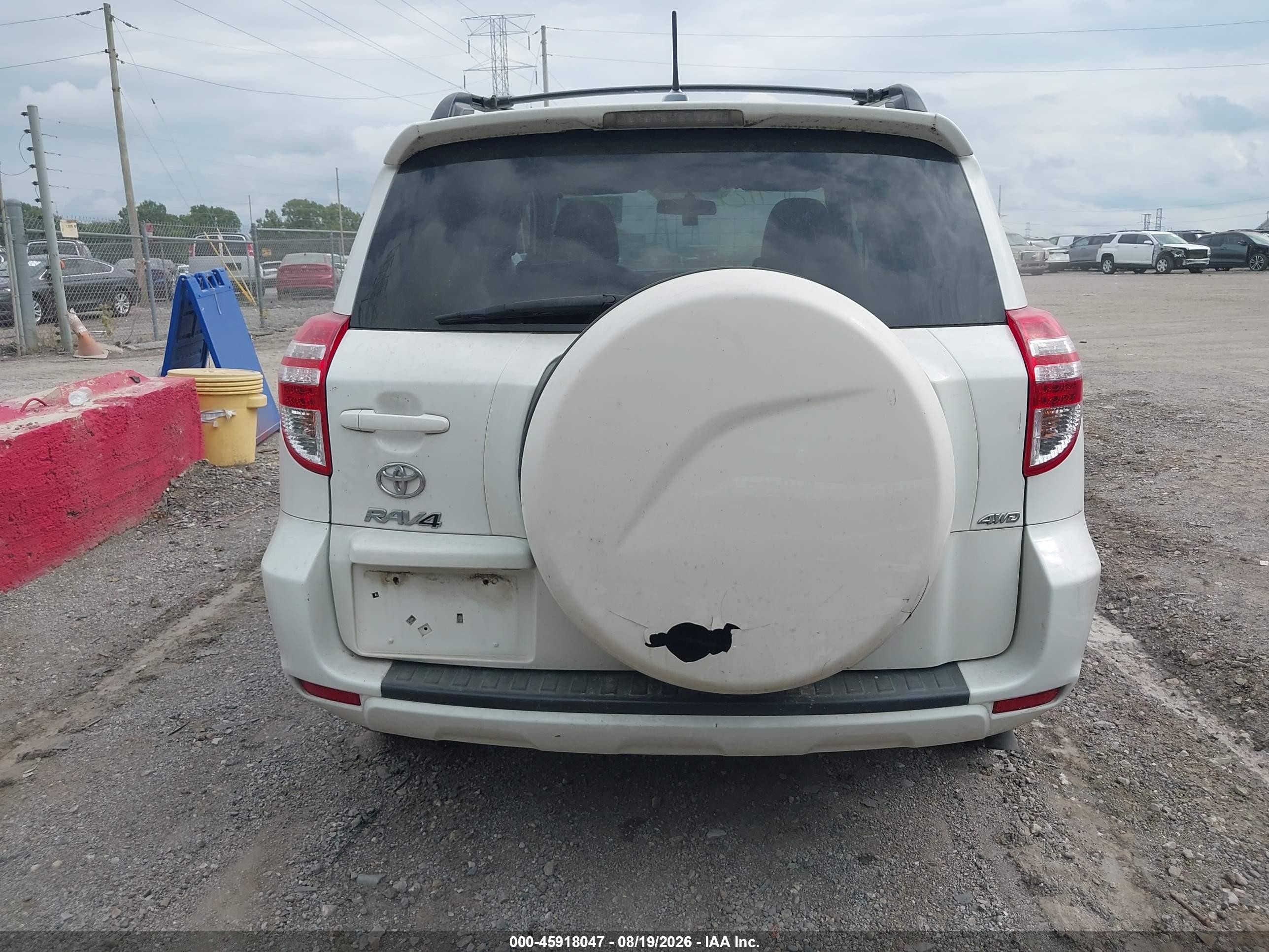 2011 Toyota Rav4   White vin: 2T3BF4DV4BW111976