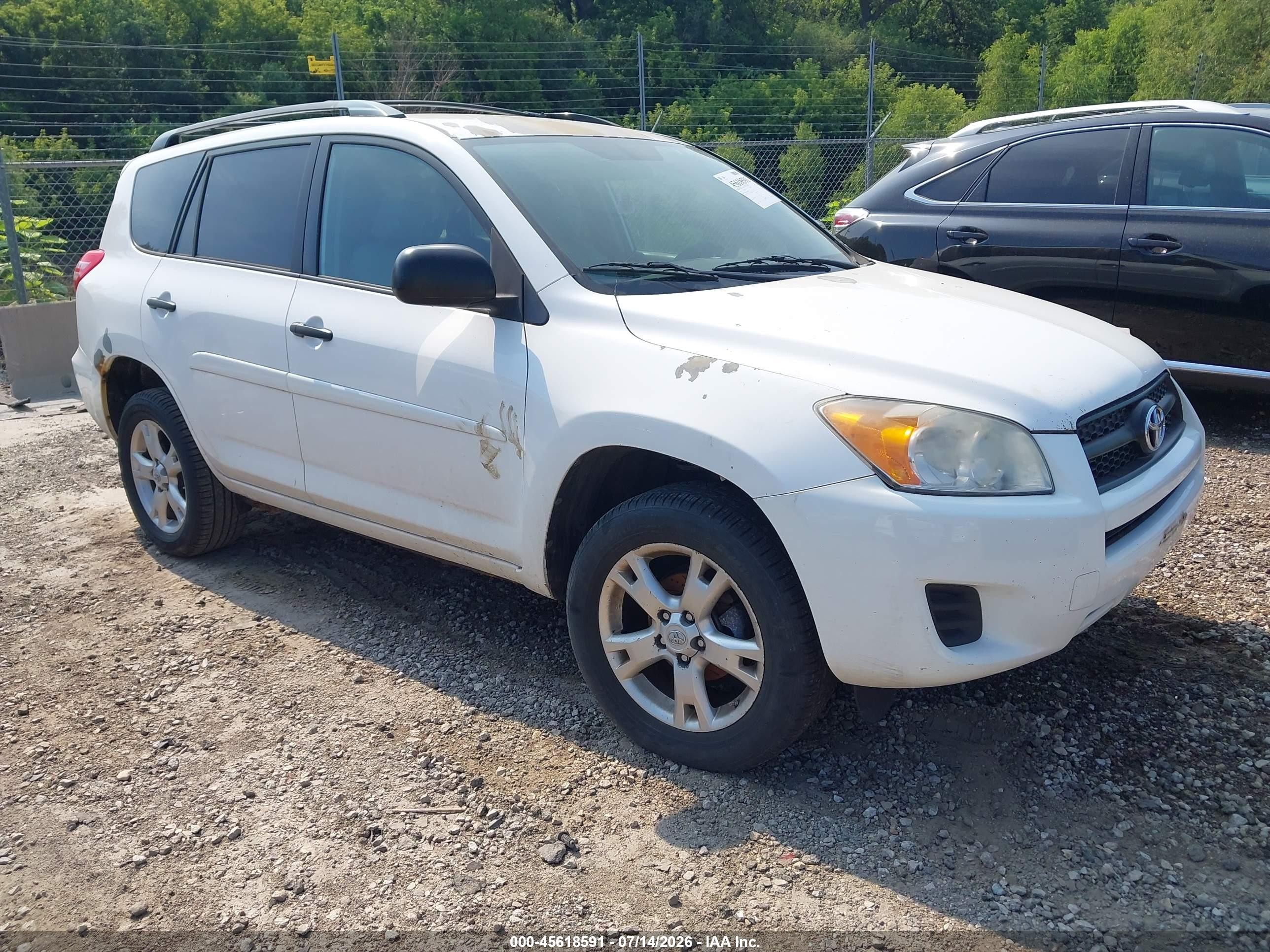 2011 Toyota Rav4   Белый vin: 2T3BF4DV4BW118300