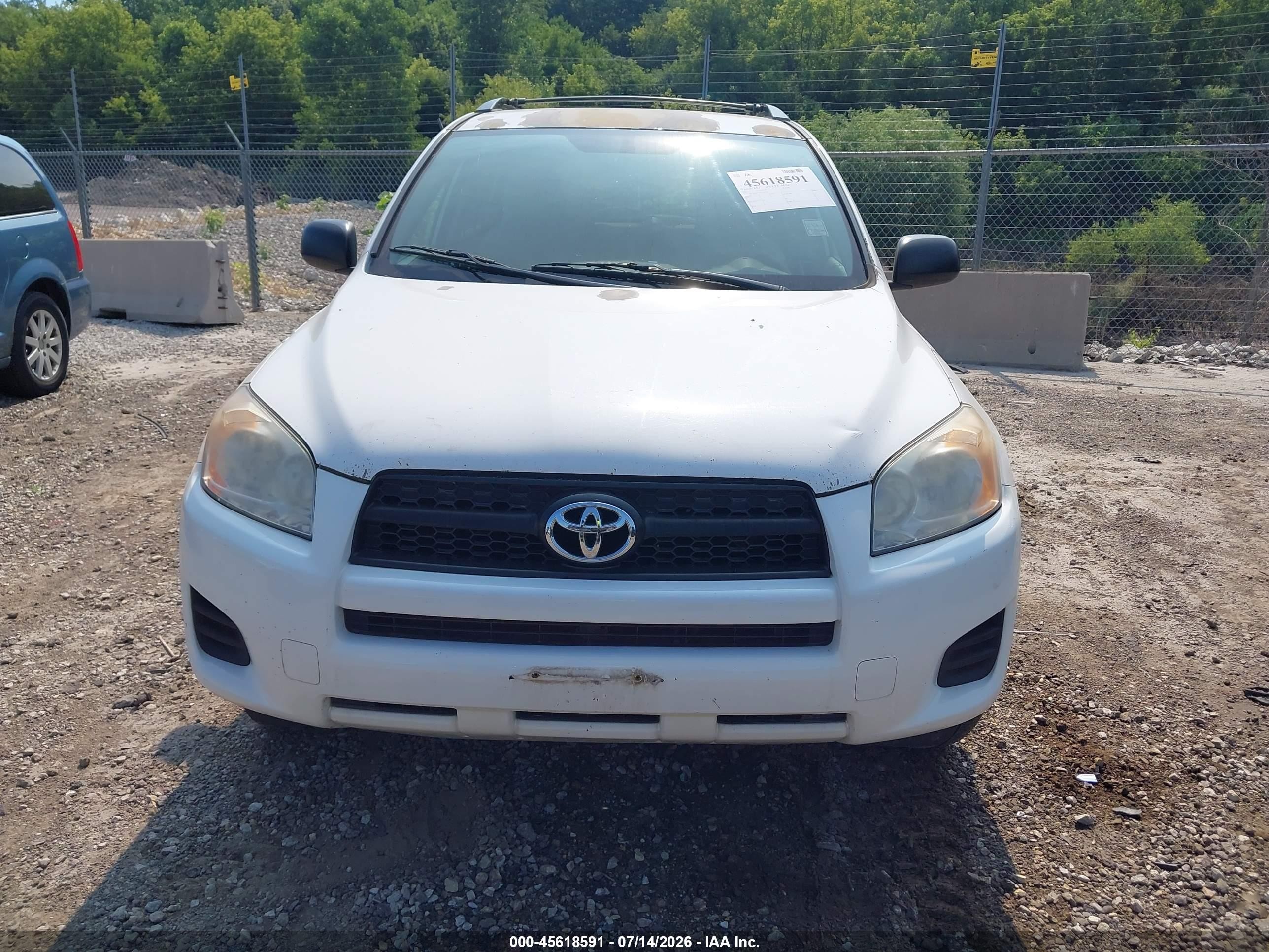 2011 Toyota Rav4   Белый vin: 2T3BF4DV4BW118300