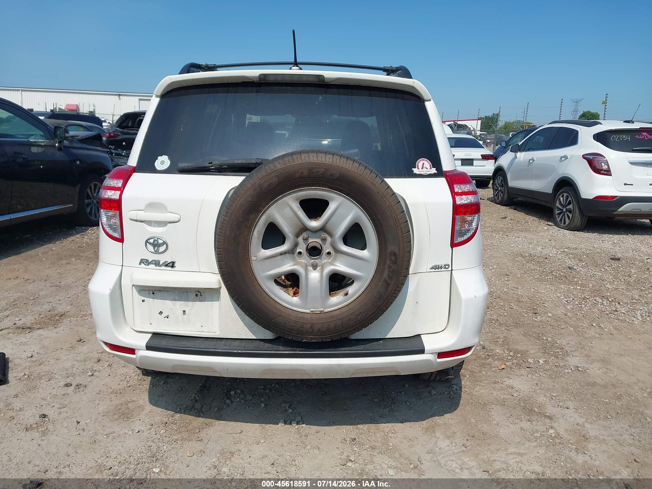 2011 Toyota Rav4   Белый vin: 2T3BF4DV4BW118300