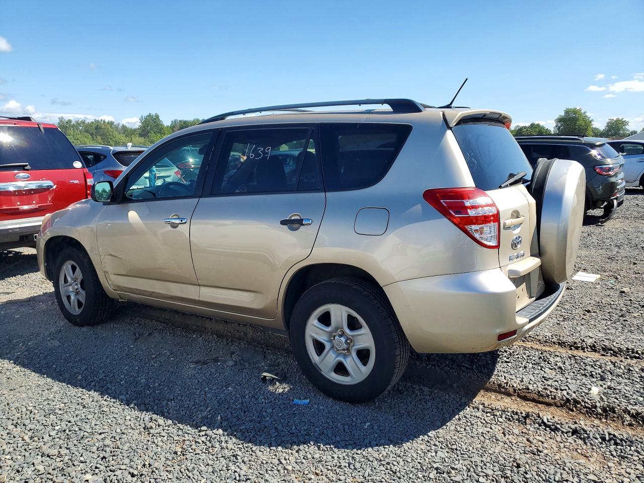 2011 Toyota Rav4 Base Gold vin: 2T3BF4DV4BW127501