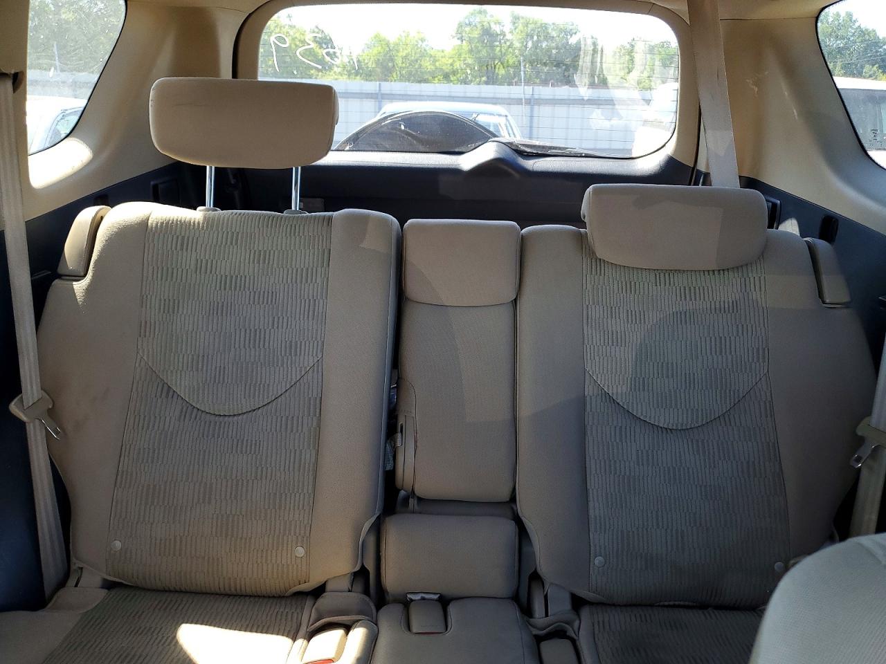 2011 Toyota Rav4 Base Gold vin: 2T3BF4DV4BW127501