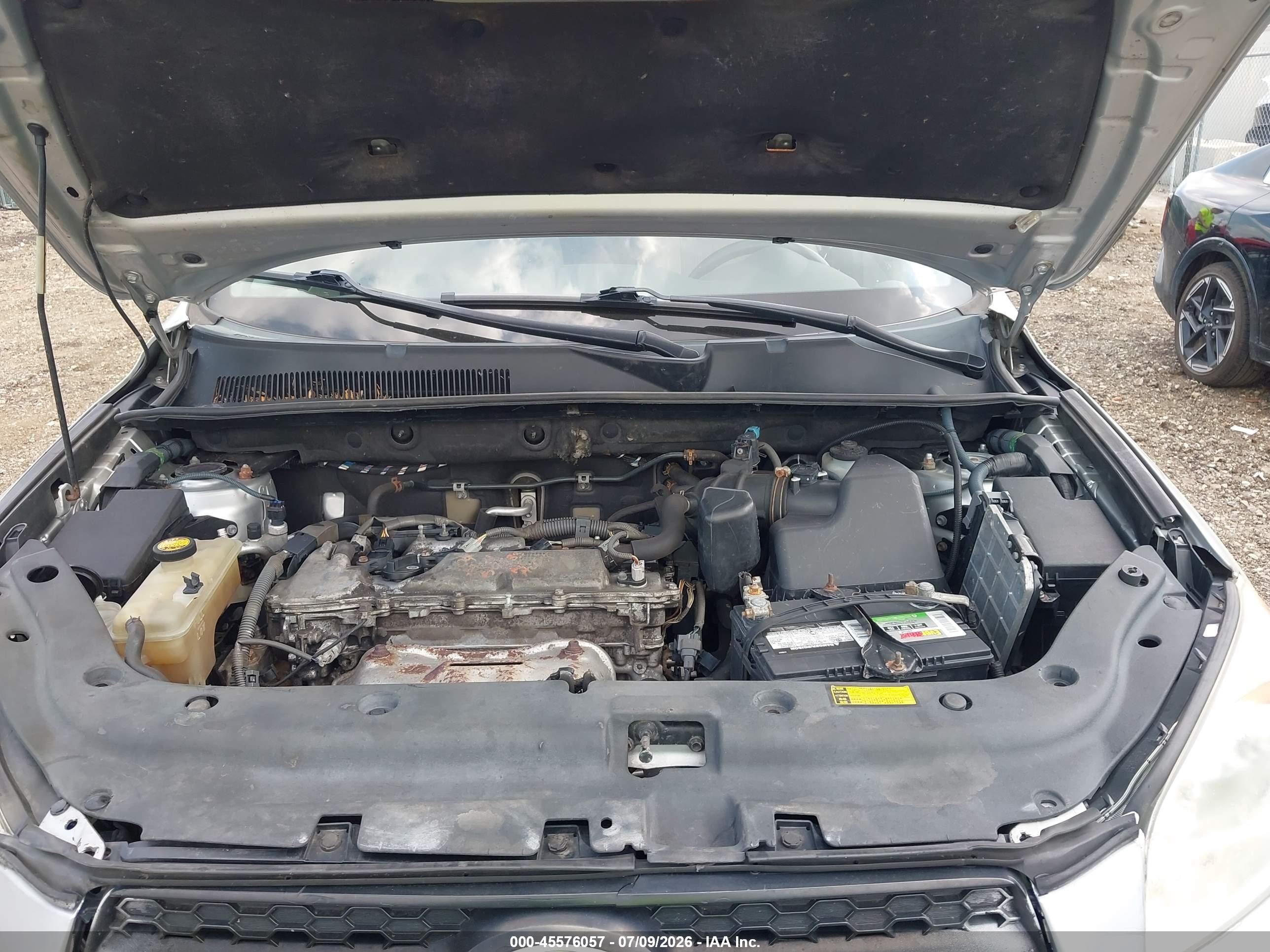 2011 Toyota Rav4   Silver vin: 2T3BF4DV4BW128700