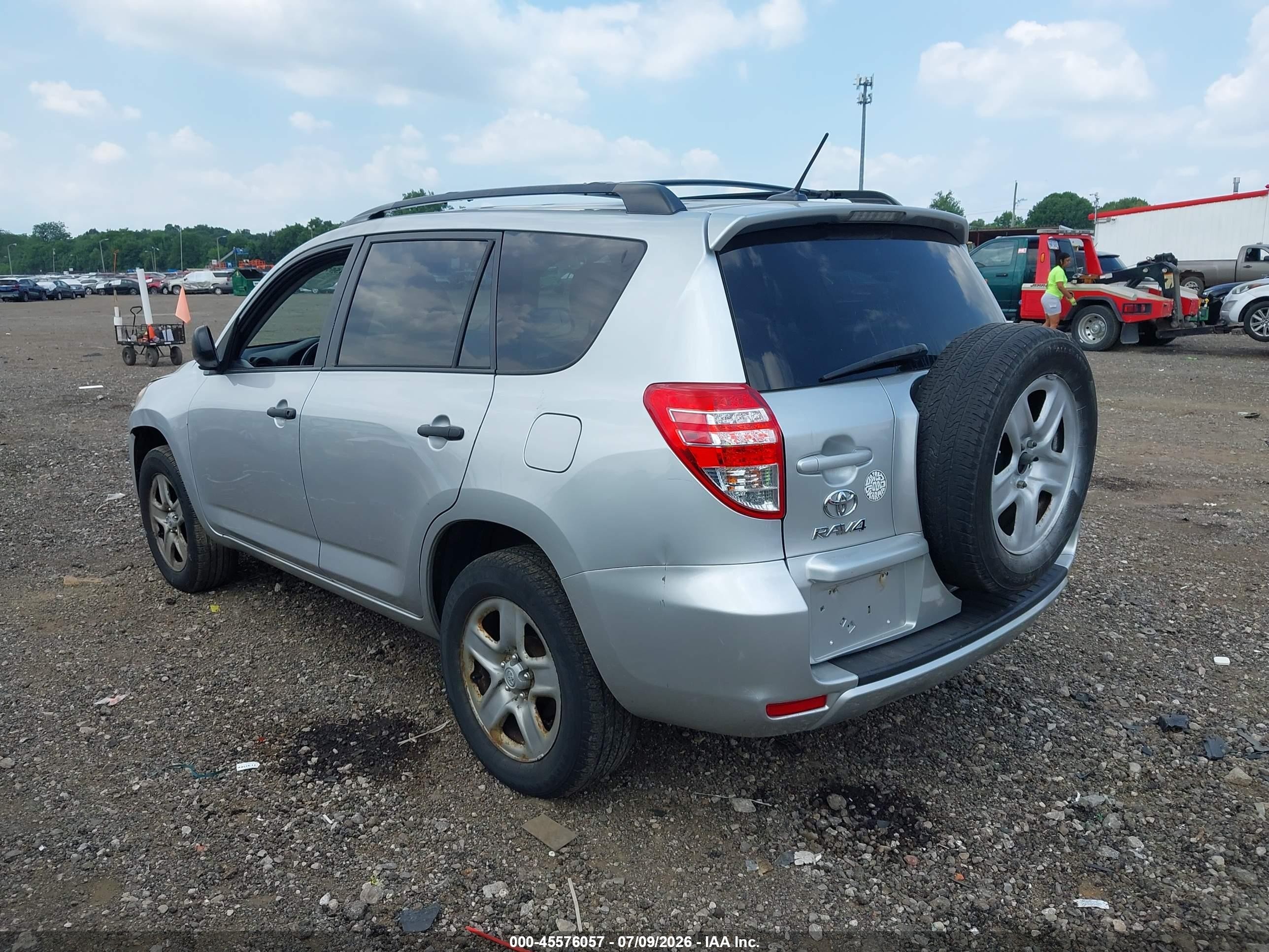 2011 Toyota Rav4   Silver vin: 2T3BF4DV4BW128700