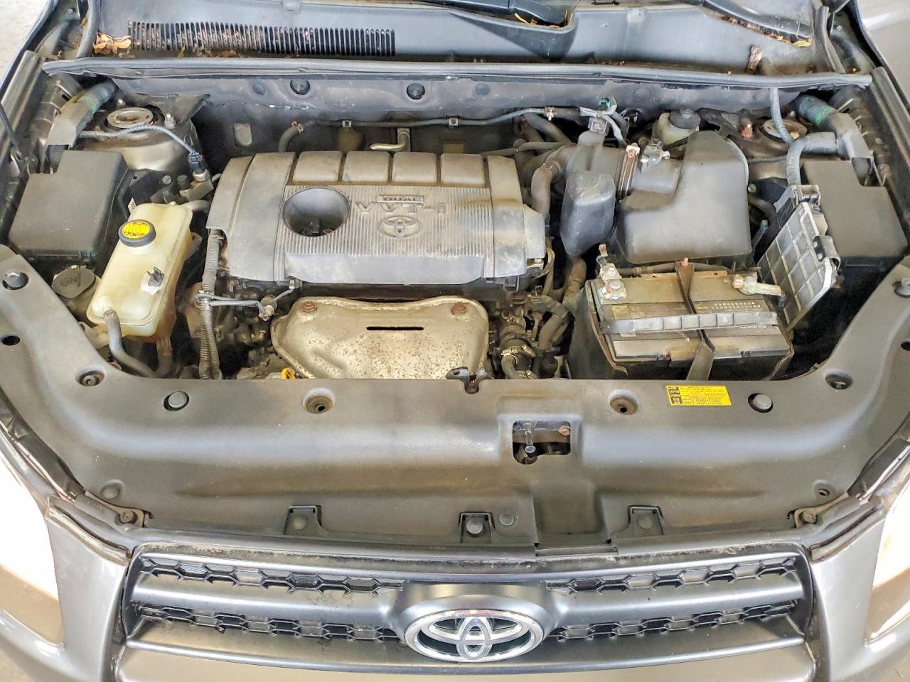2011 Toyota Rav4 Base Brown vin: 2T3BF4DV4BW140801