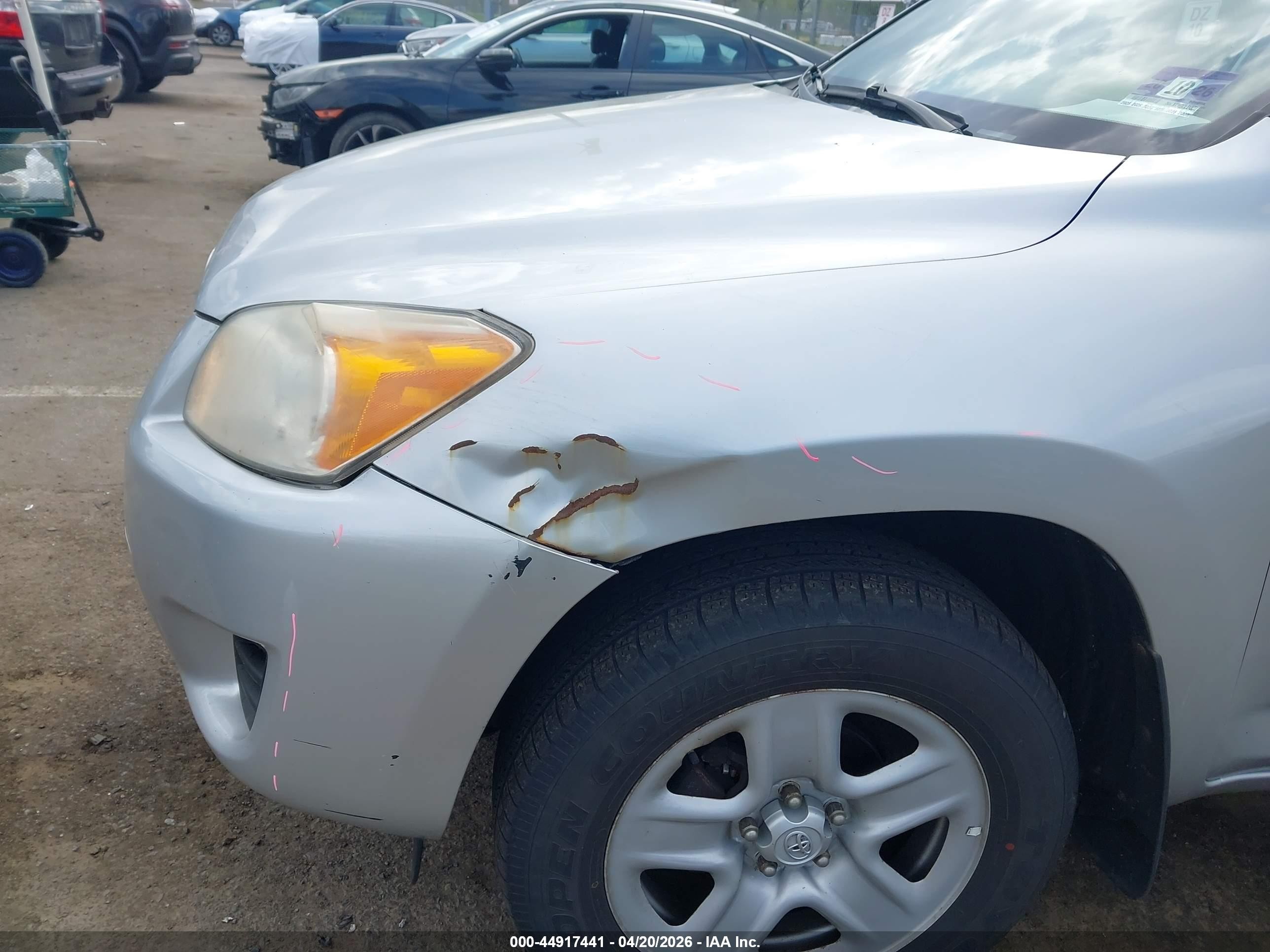 2011 Toyota Rav4 Серебряный vin: 2T3BF4DV4BW143844
