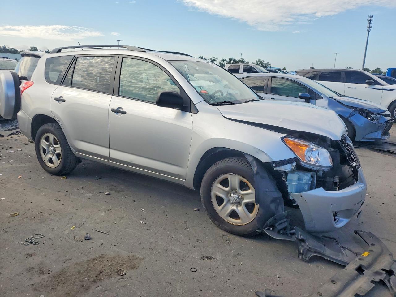 2011 Toyota Rav4 Base Silver vin: 2T3BF4DV4BW149255