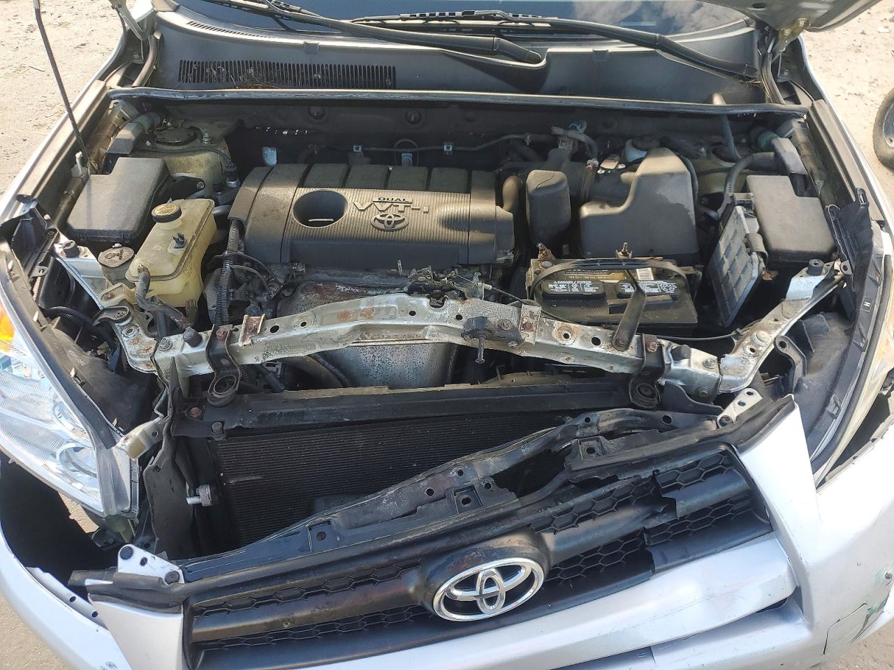 2011 Toyota Rav4 Base Silver vin: 2T3BF4DV4BW149255