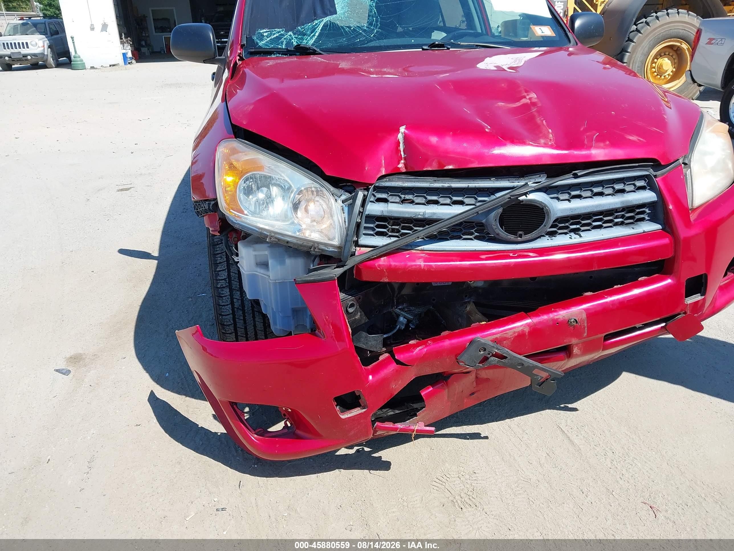 2011 Toyota Rav4   Red vin: 2T3BF4DV4BW154620