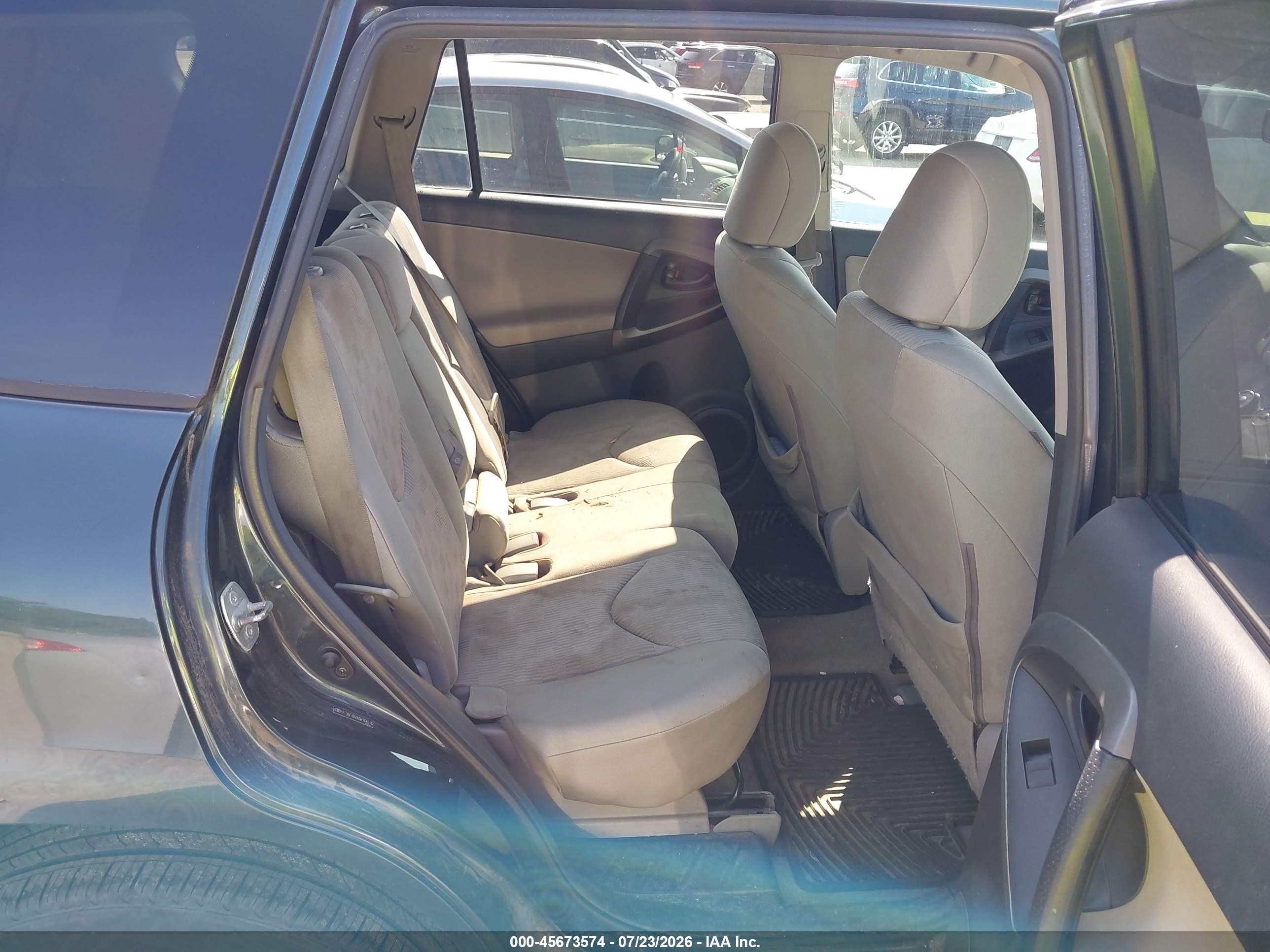 2011 Toyota Rav4   Черный vin: 2T3BF4DV4BW164046