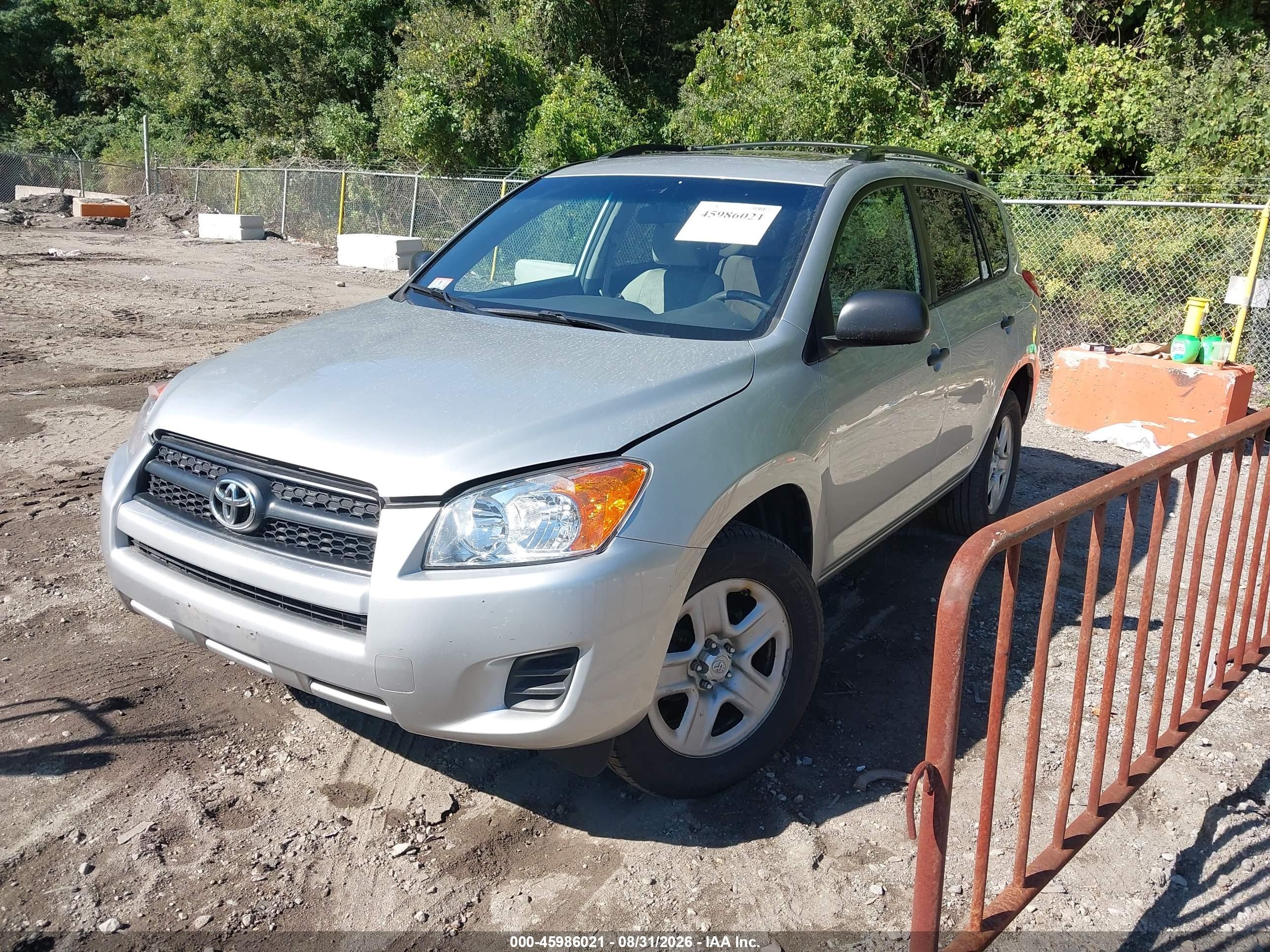 2011 Toyota Rav4   Silver vin: 2T3BF4DV4BW165326