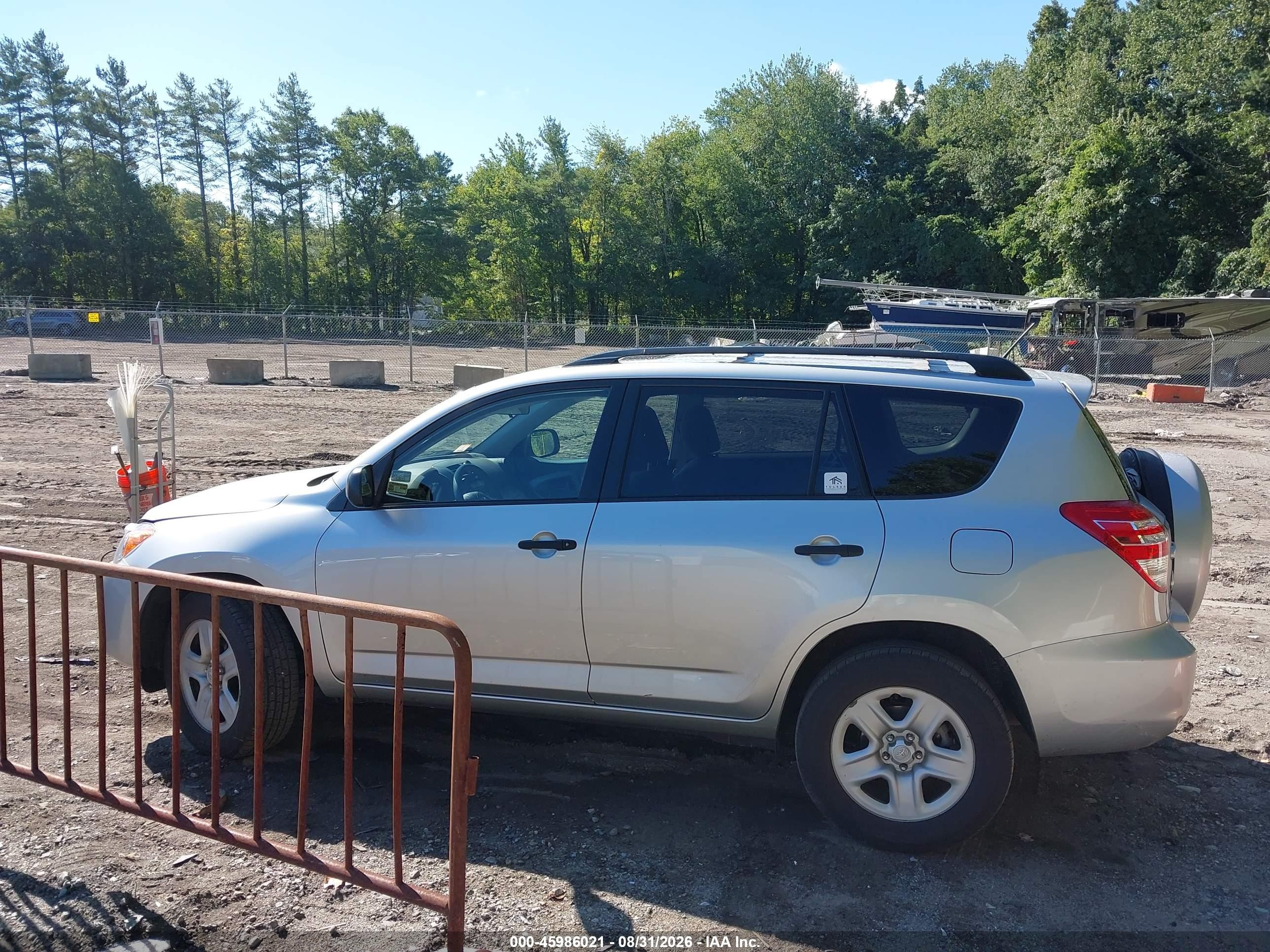 2011 Toyota Rav4   Silver vin: 2T3BF4DV4BW165326